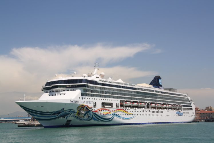 cruise, Ship, Oceanliner, Liner, Boat,  5 , Jpg HD Wallpaper Desktop Background