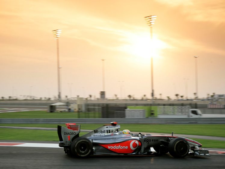 2009, Formula 1, Mclaren, Mp4 24, Race, Car, Racing, 4000×3000,  2 HD Wallpaper Desktop Background