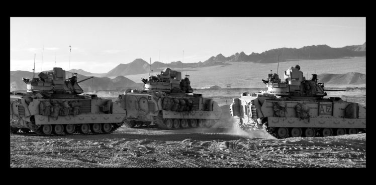 bradley, Fighting, Vehicle,  bfv , Apc, Tank, Tanks, Transport, Weapon, Military,  8 HD Wallpaper Desktop Background