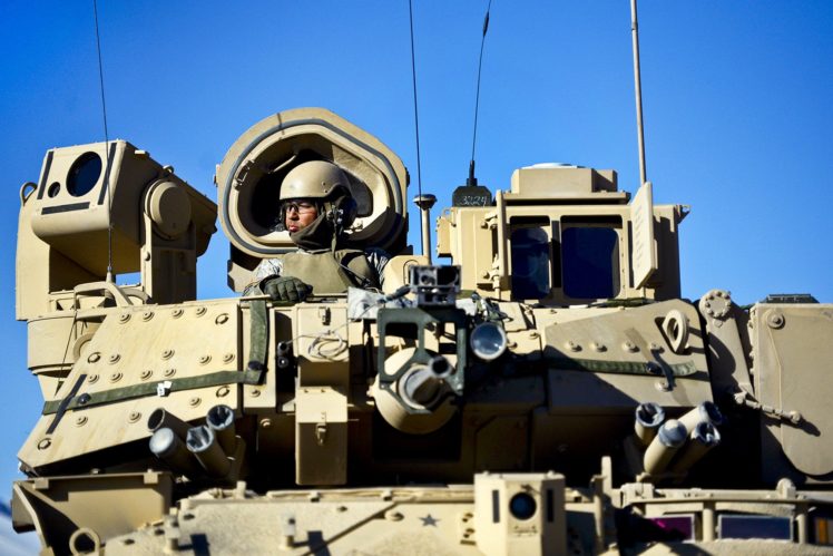 bradley, Fighting, Vehicle,  bfv , Apc, Tank, Tanks, Transport, Weapon, Military,  18 HD Wallpaper Desktop Background