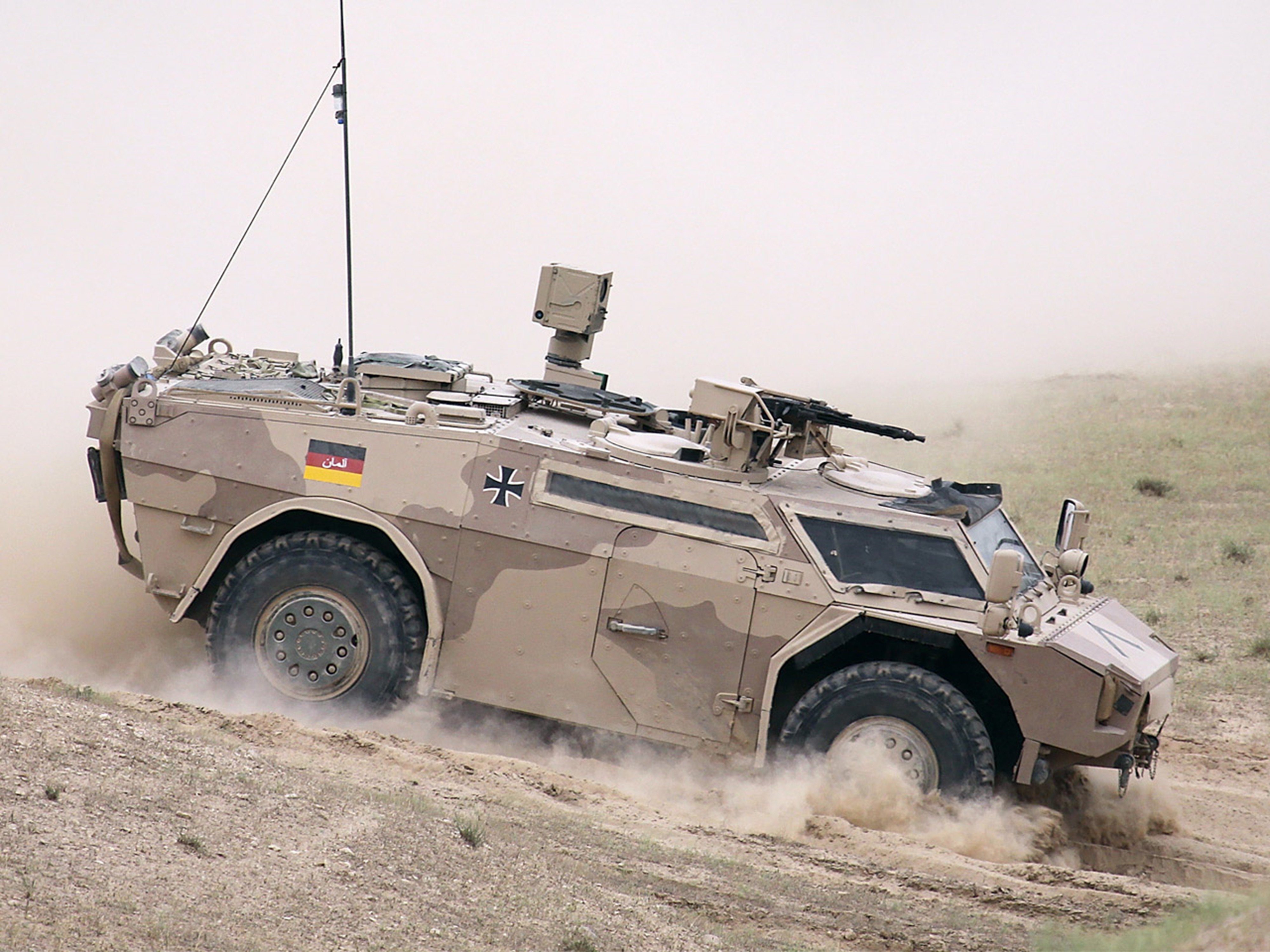 germany, Nato, Desert, Combat, Vehicle, Armored, War, Military, Army, 4000x3000, Kmw, Fennek, 2001, Isaf Wallpaper