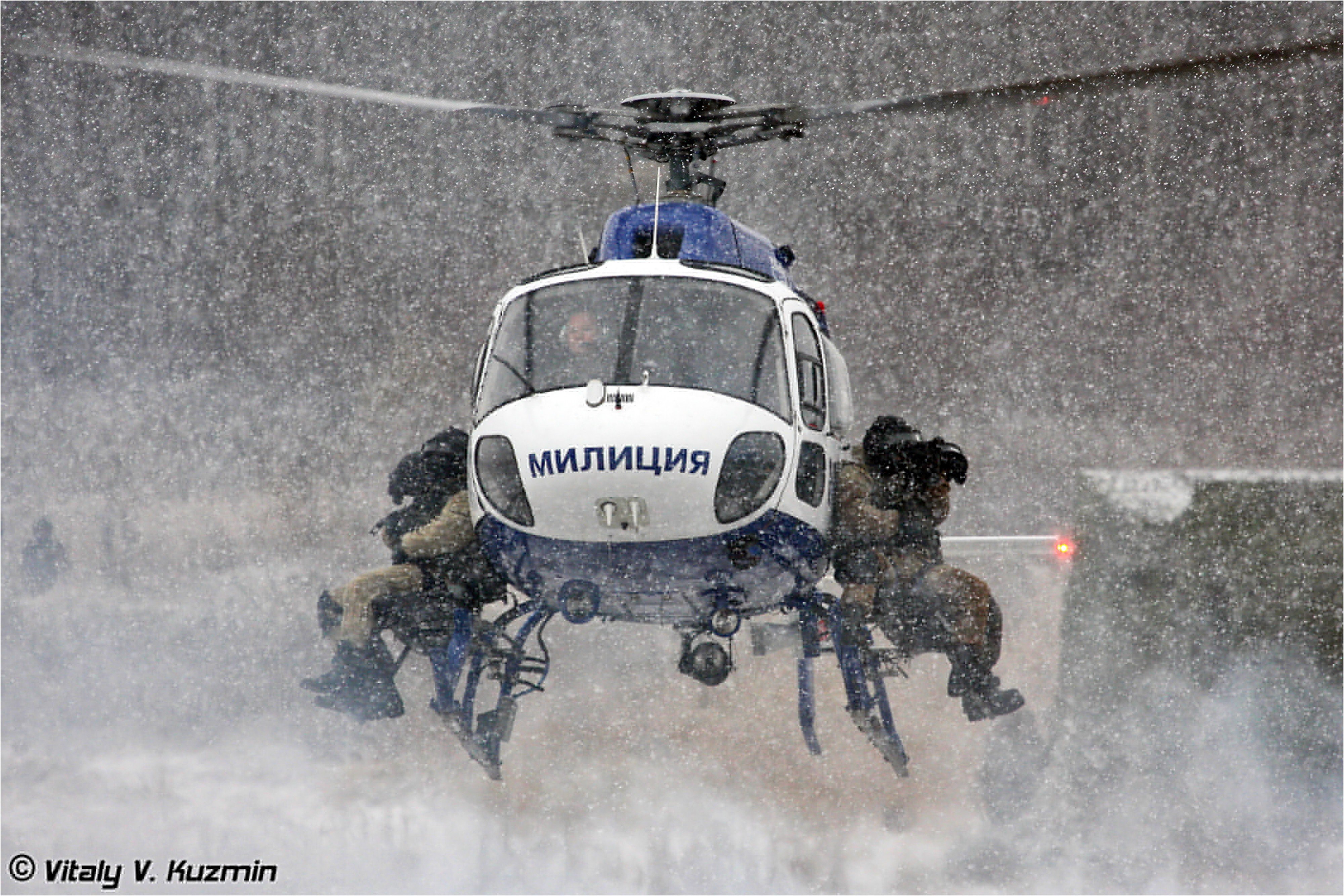 russian, Red, Star, Russia, Helicopter, Aircraft, Vehicle, Military, Police, Special, Force, Troops, Snow, 4000x2668 Wallpaper