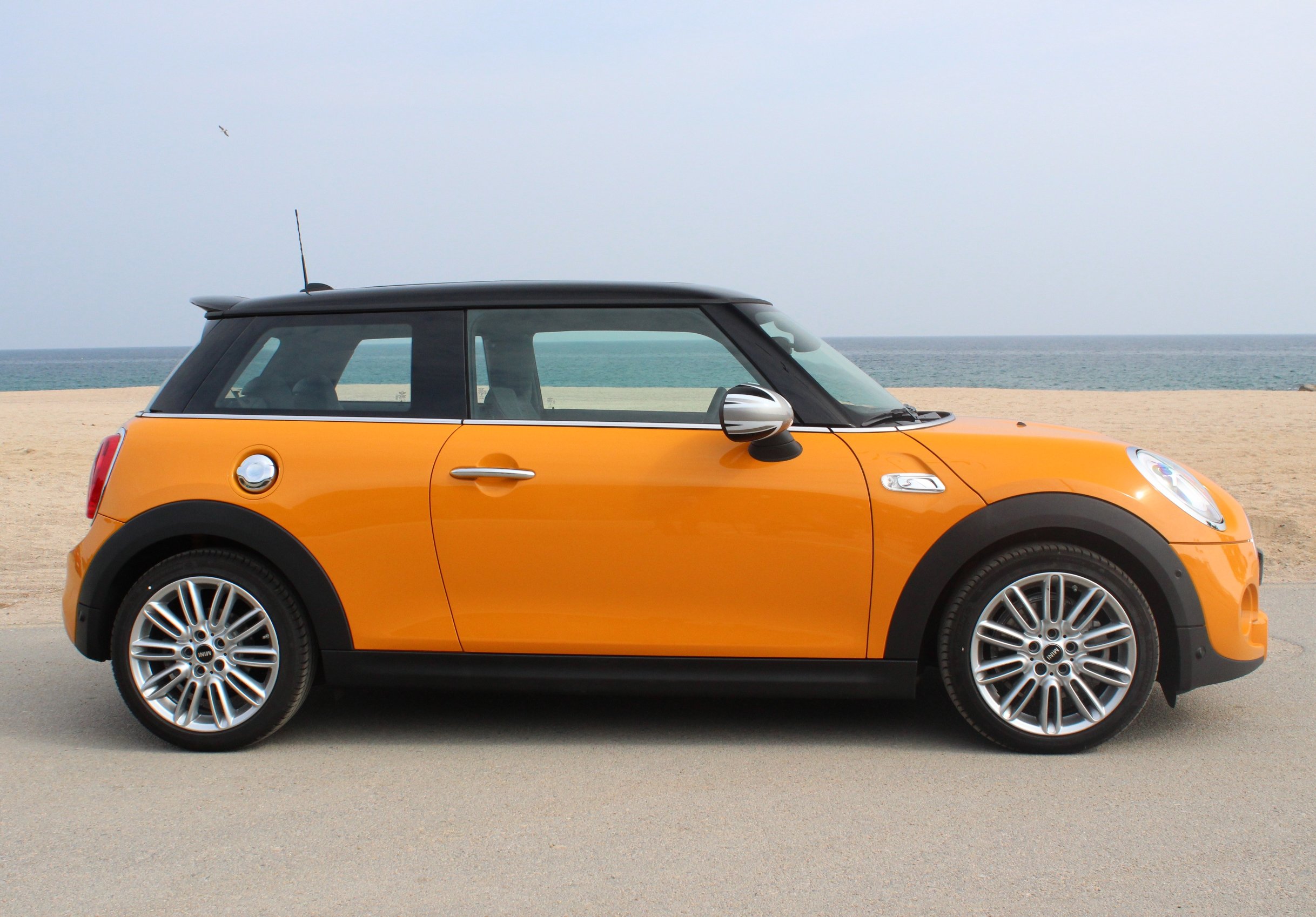 2014 mini cooper s mk3 Wallpaper