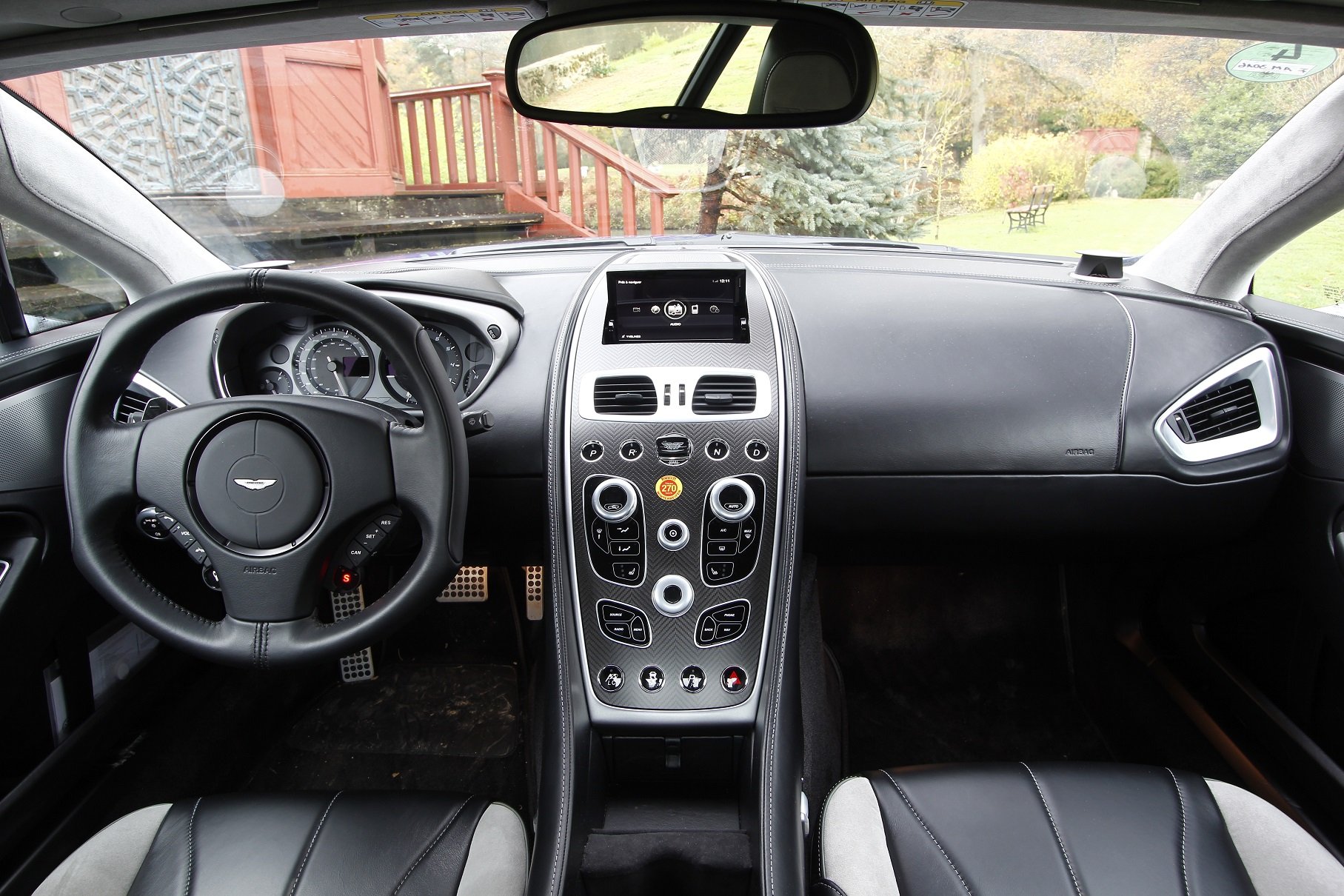 aston martin vanquish 2013 Wallpaper