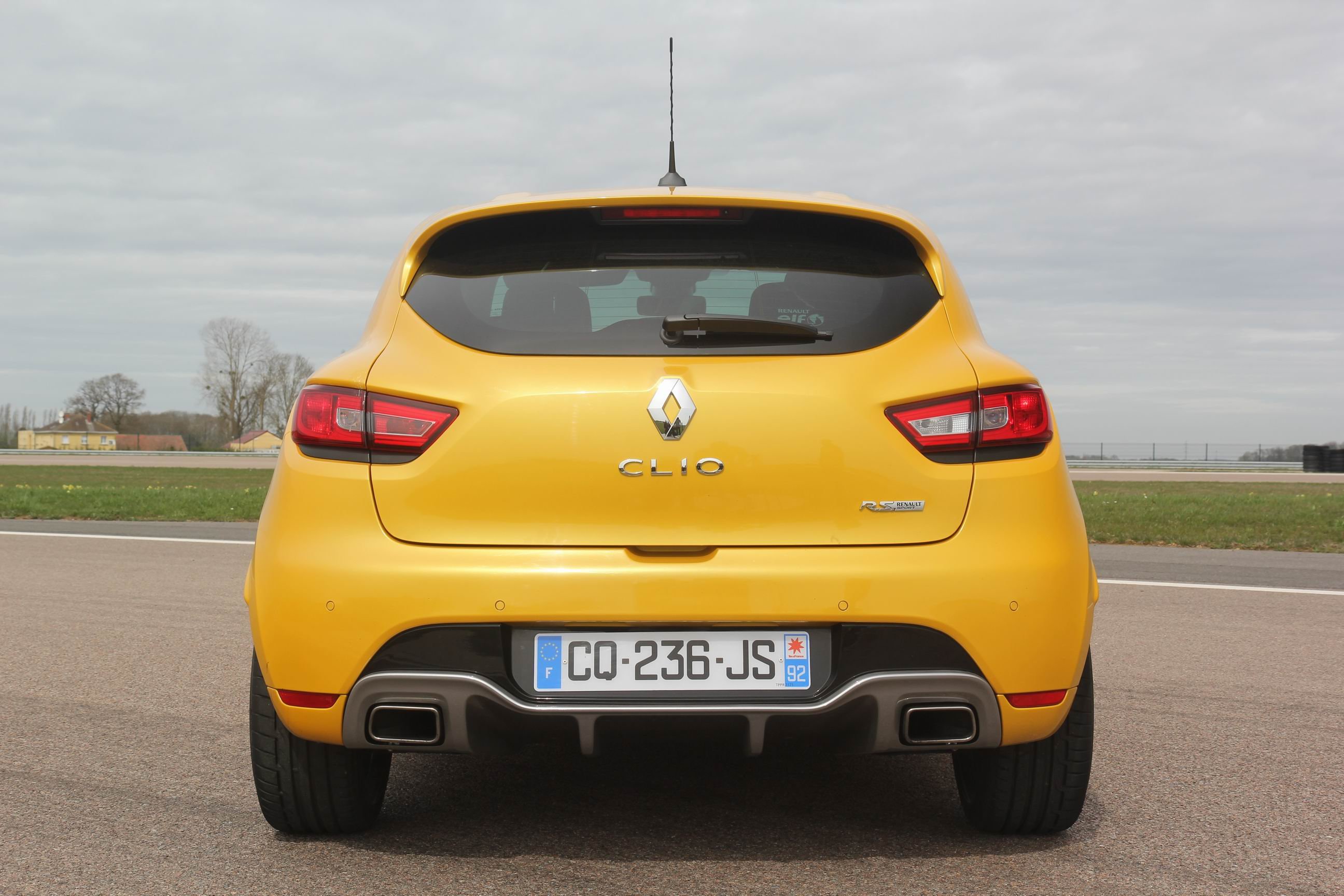 renault clio 4 rs Wallpaper