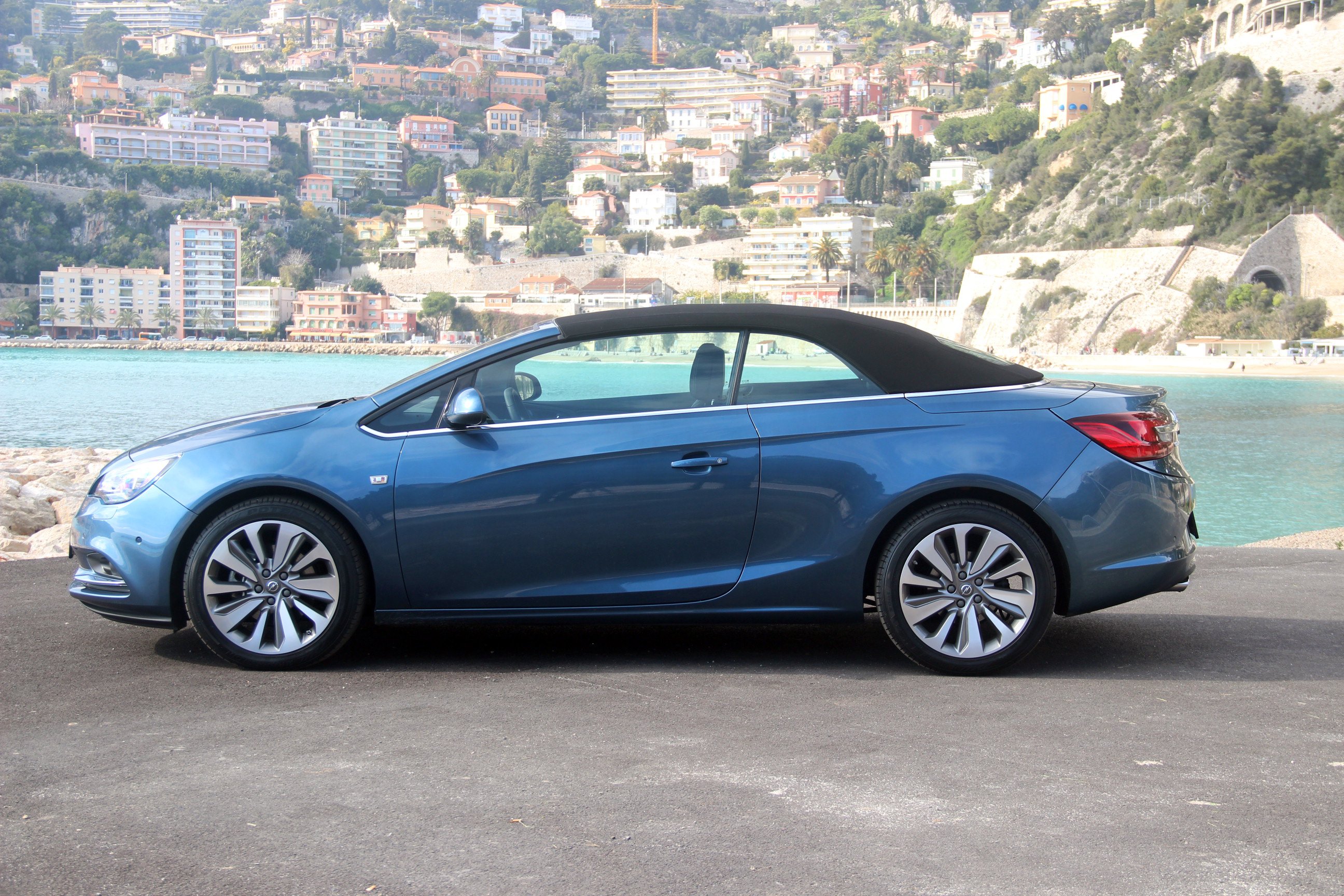 opel cascada 2013 Wallpaper