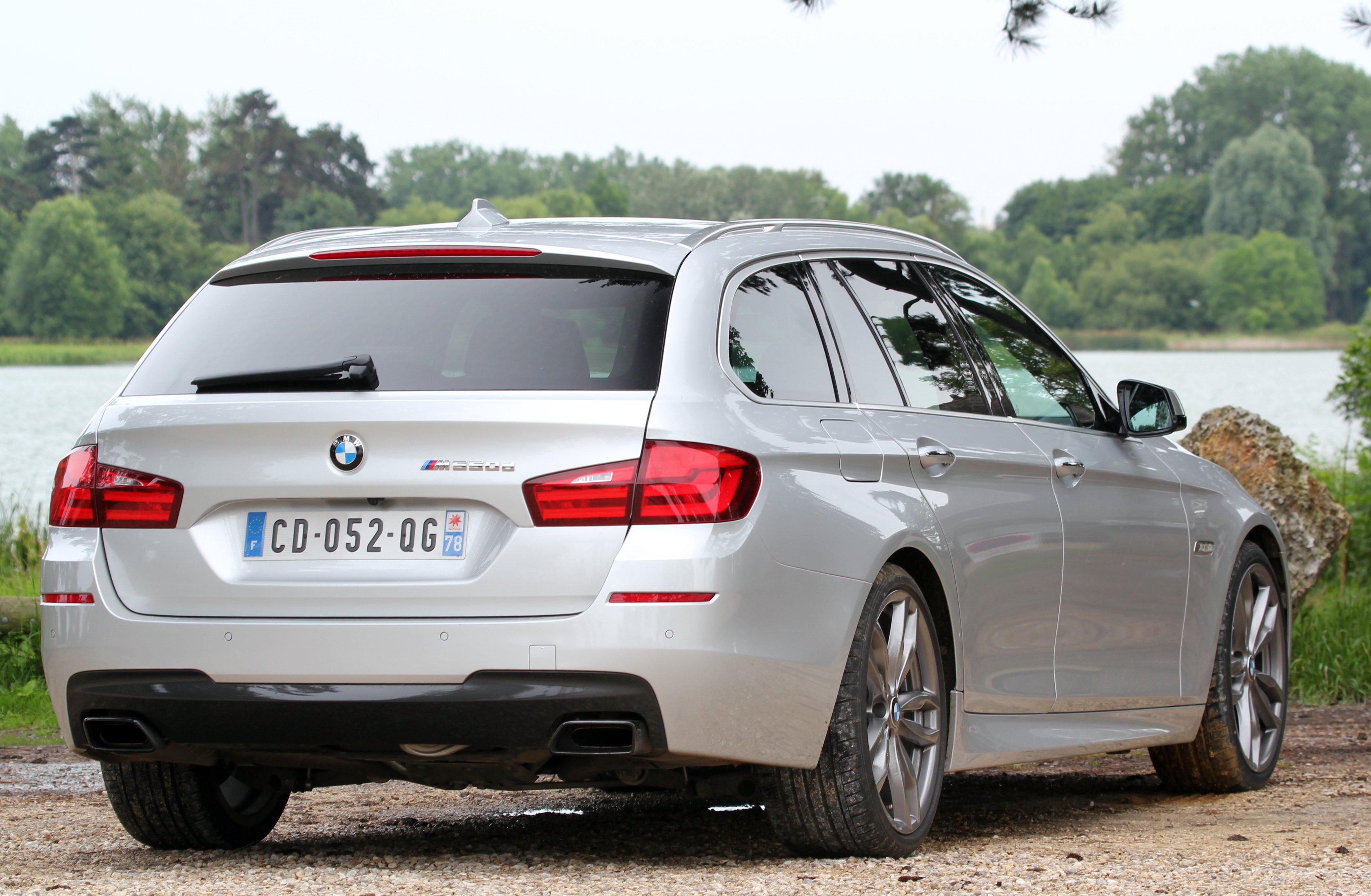 bmw m550d 2012 Wallpaper