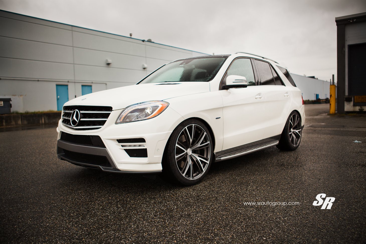 mercedes ml550 Wallpaper