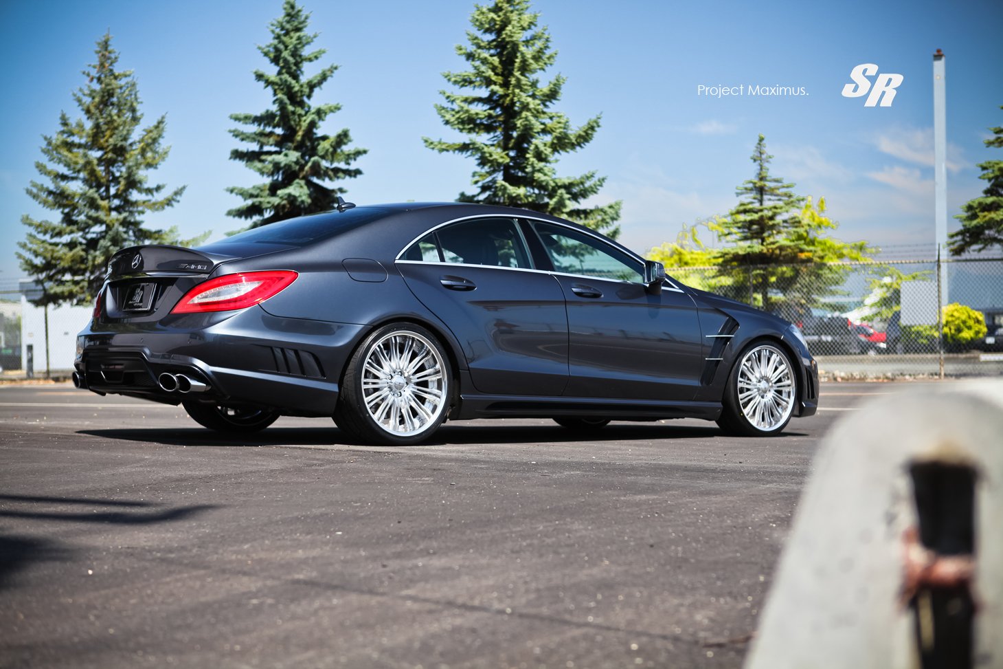 mercedes cls 63 amg Wallpaper