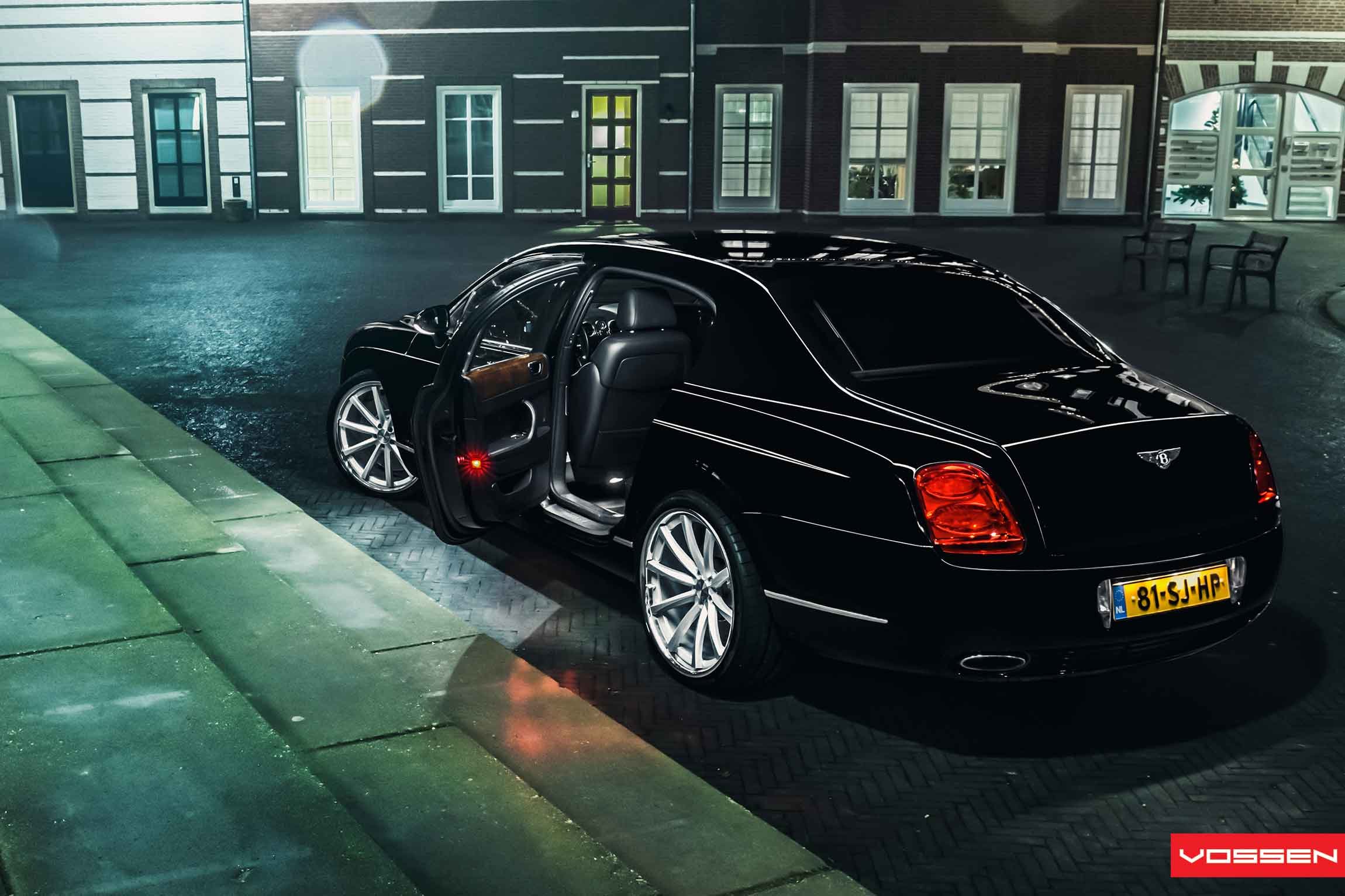 bentley flying spur Wallpaper
