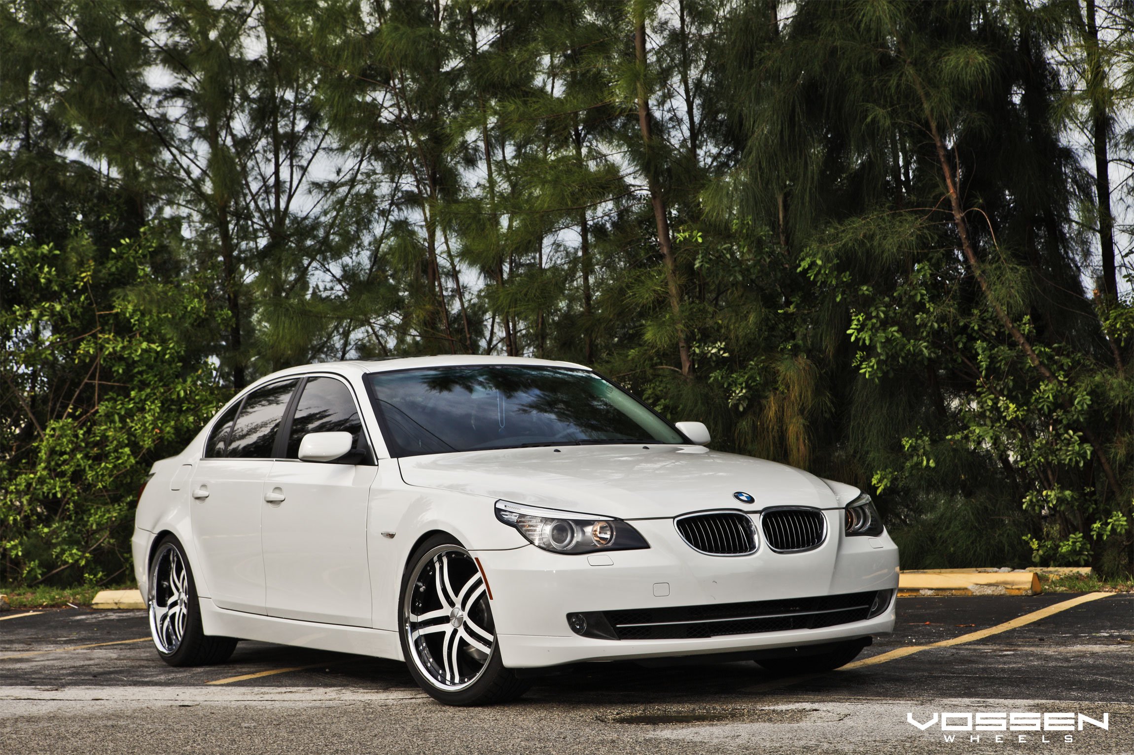 bmw 5 series Wallpaper