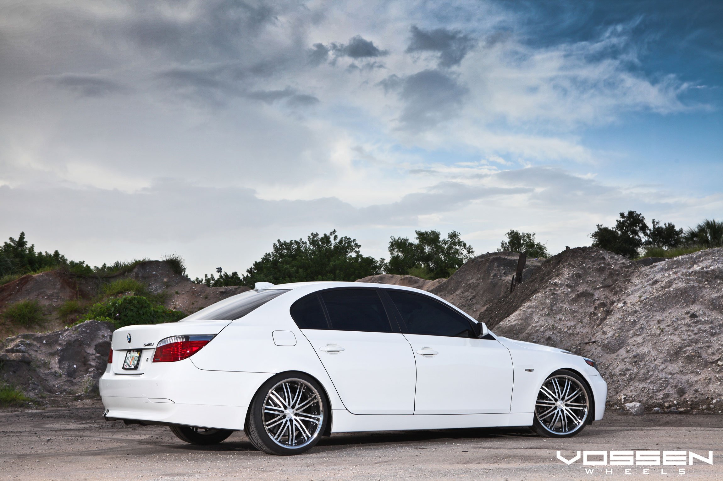 bmw 5 series Wallpaper