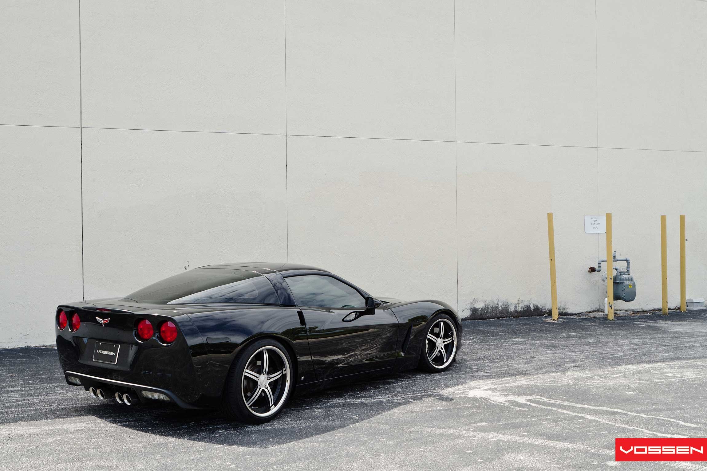 chevrolet corvette Wallpaper