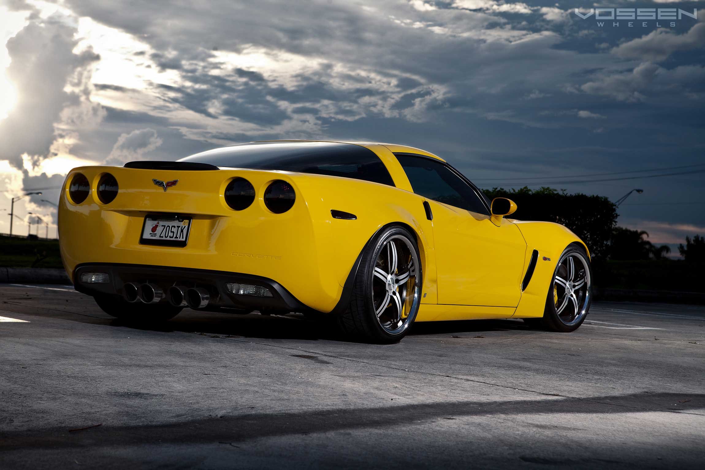 chevrolet corvette Wallpaper