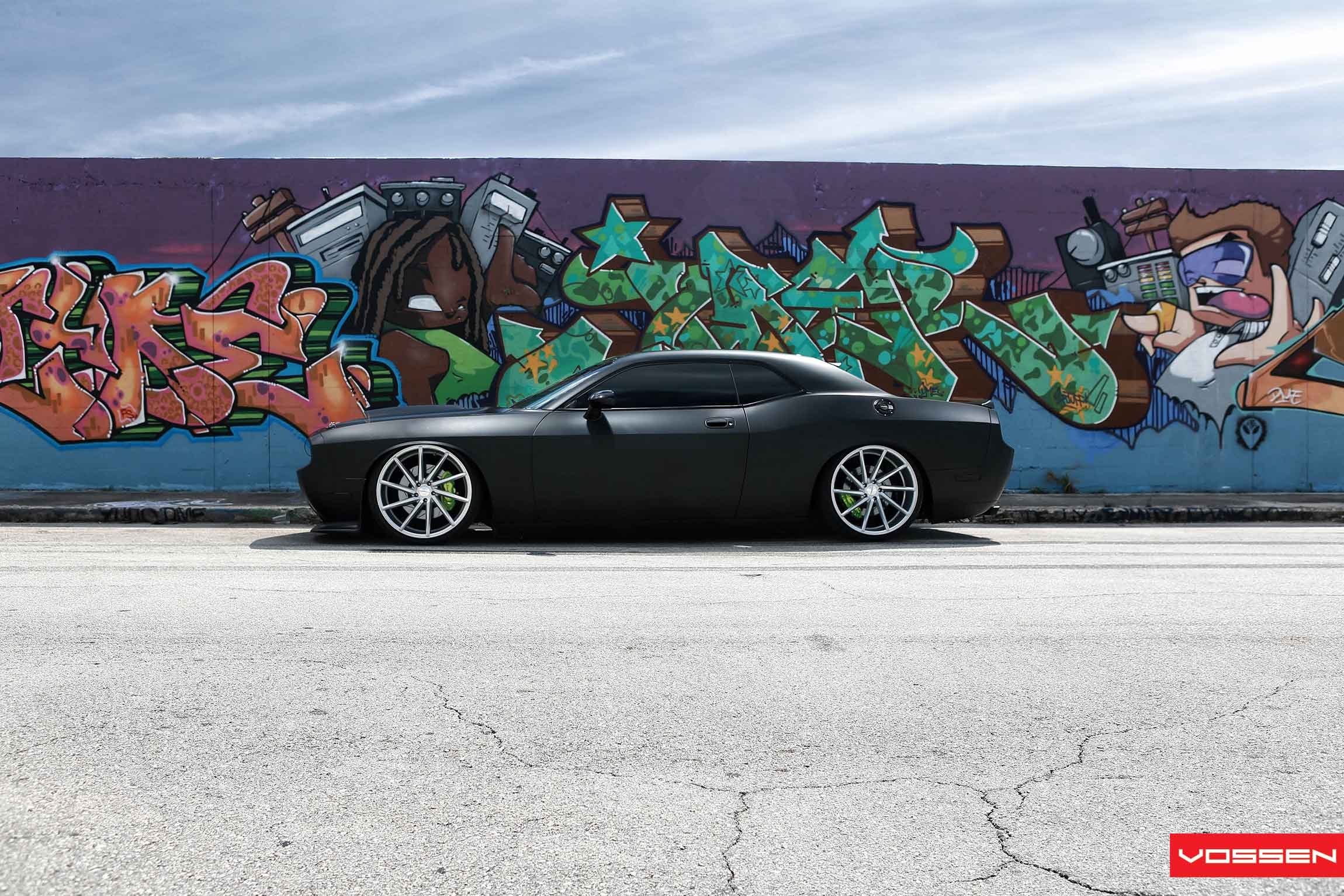 dodge challenger Wallpaper