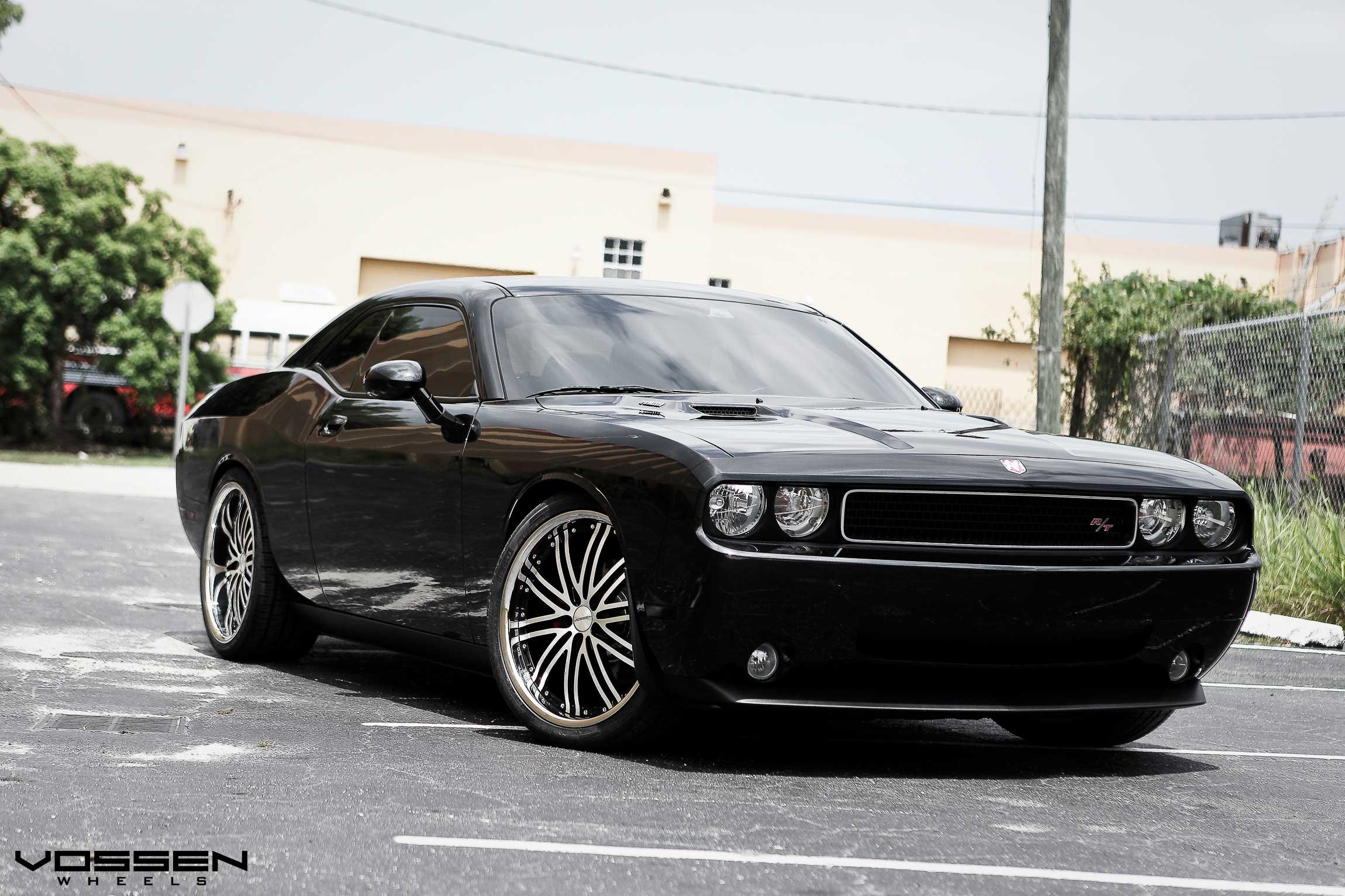 dodge challenger Wallpaper