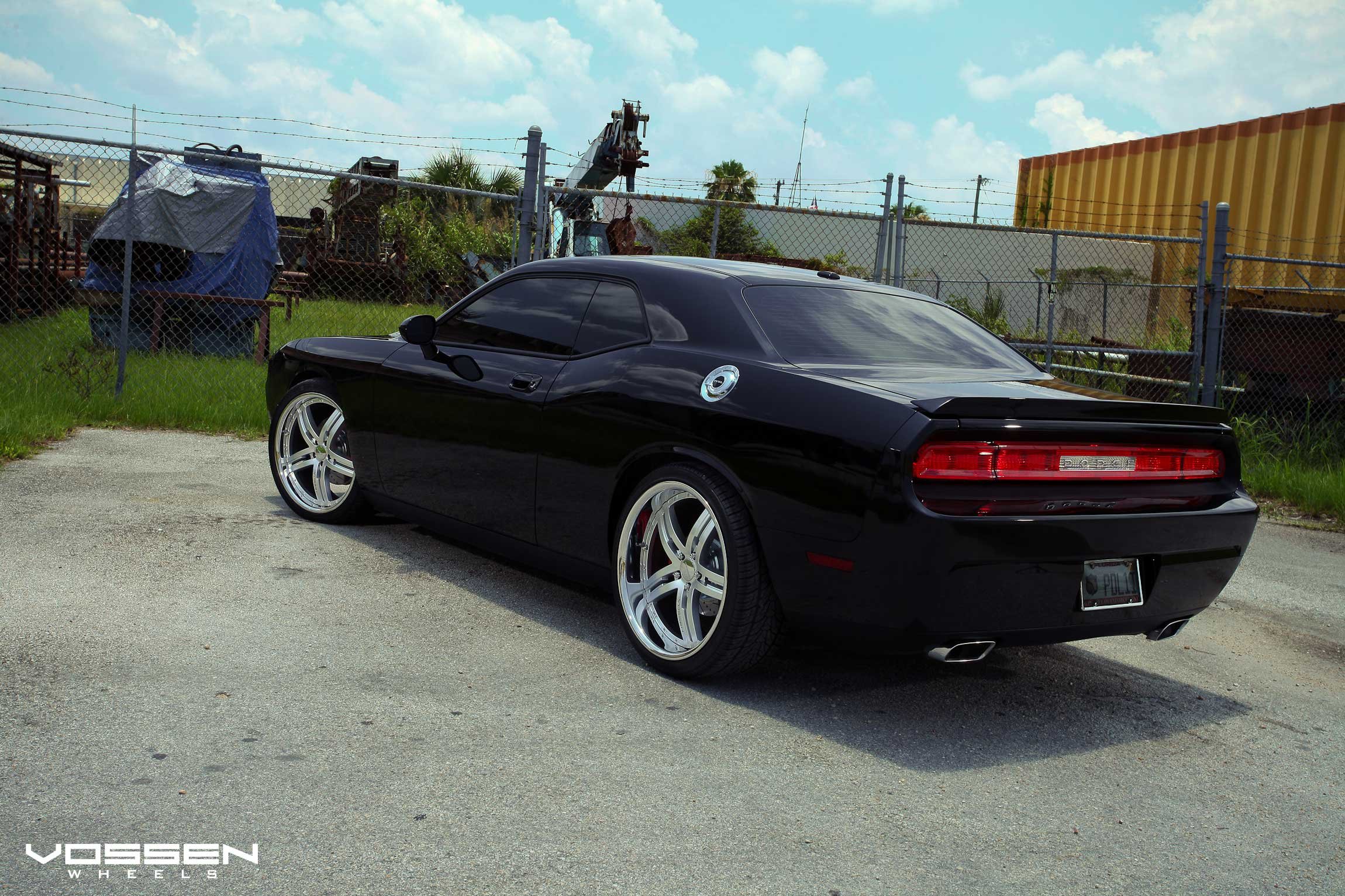 dodge challenger Wallpaper