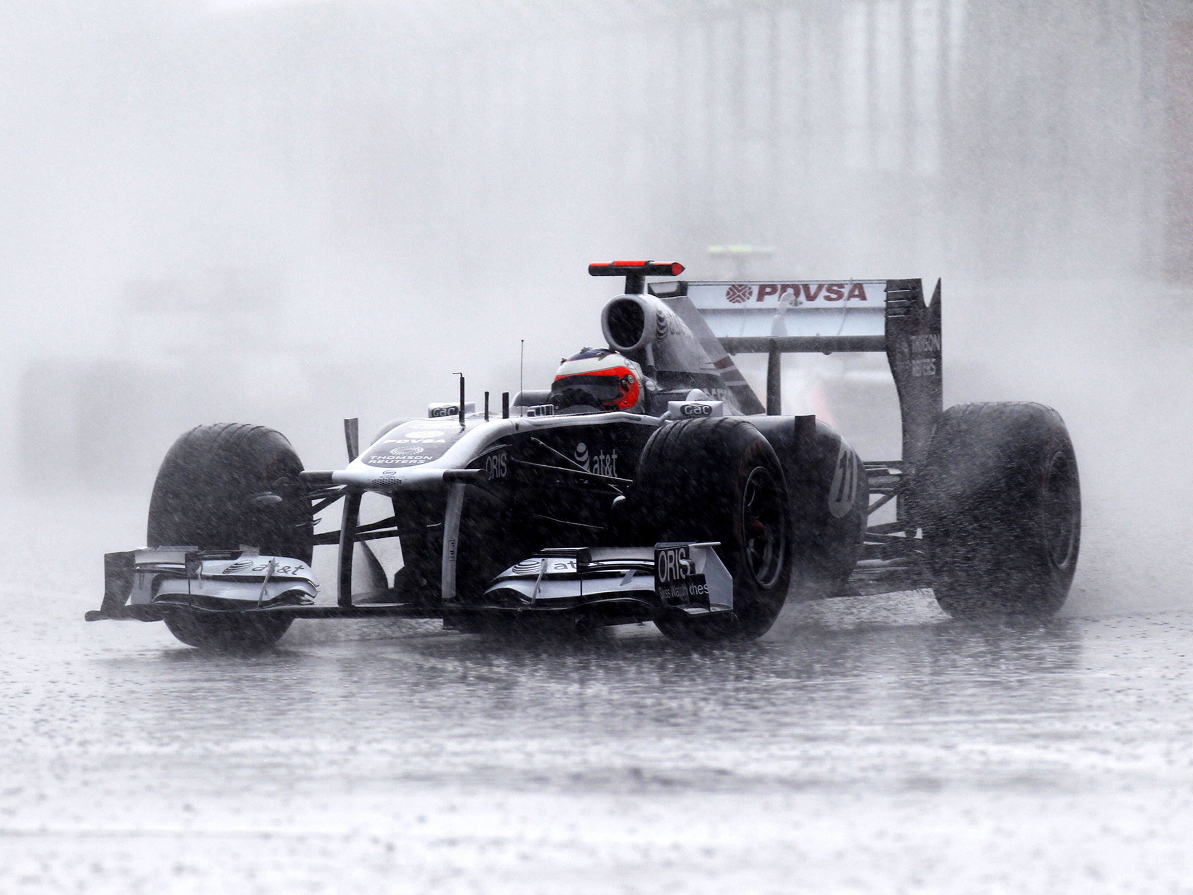 Гран при канады 2011. Williams fw33. Пейзаж Гран при Канада. Смотреть формула 1 2011 Канады гонка. Гран при Канады 2011 Попов комментировал дождь.