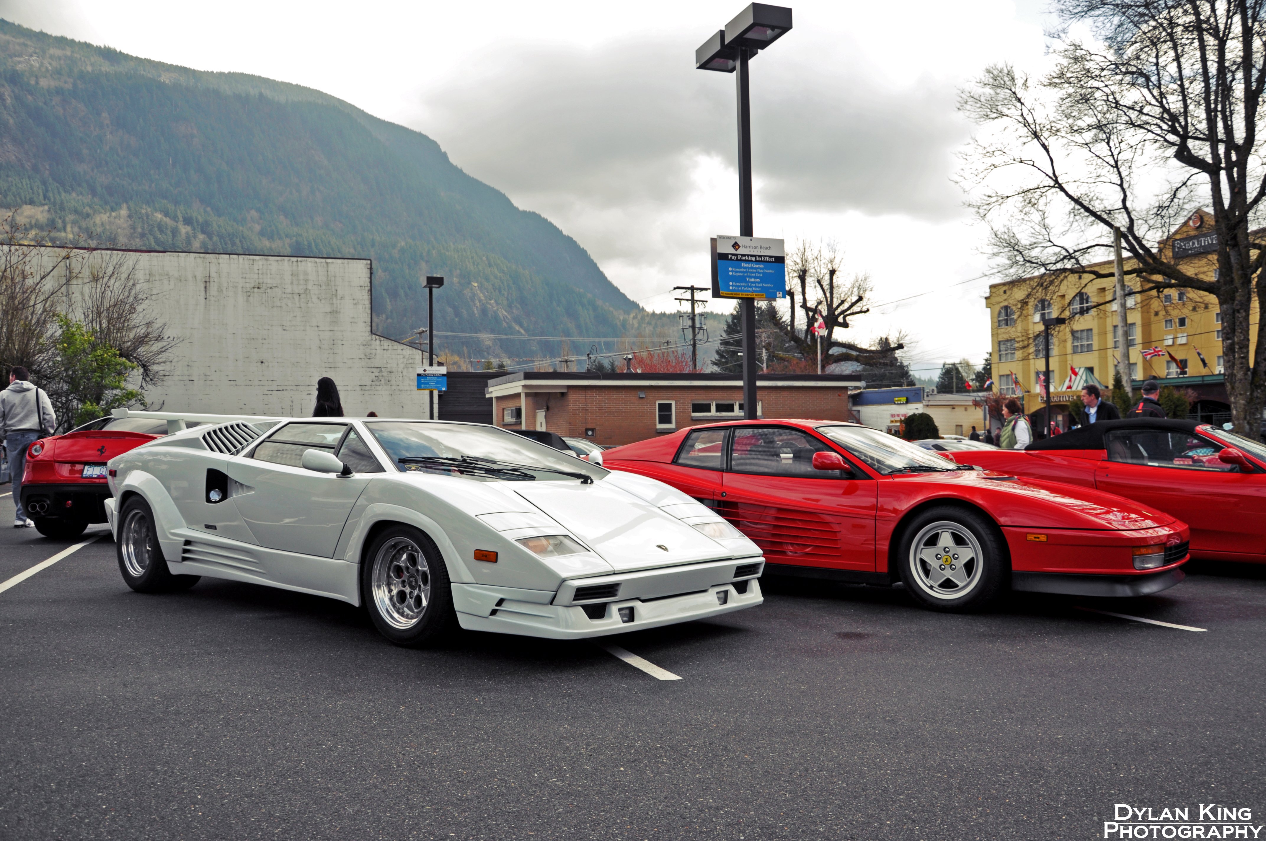 lamborghini countach 25th anniversary Wallpaper