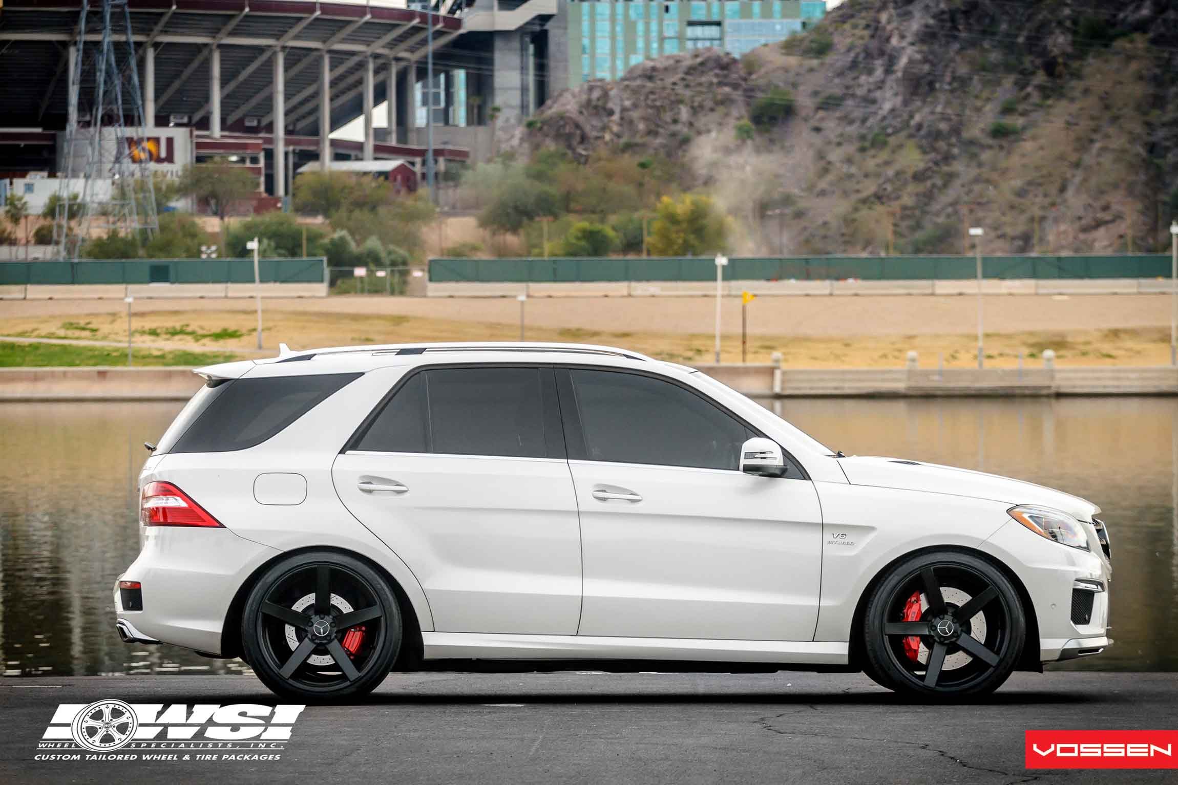 mercedes ml Wallpaper