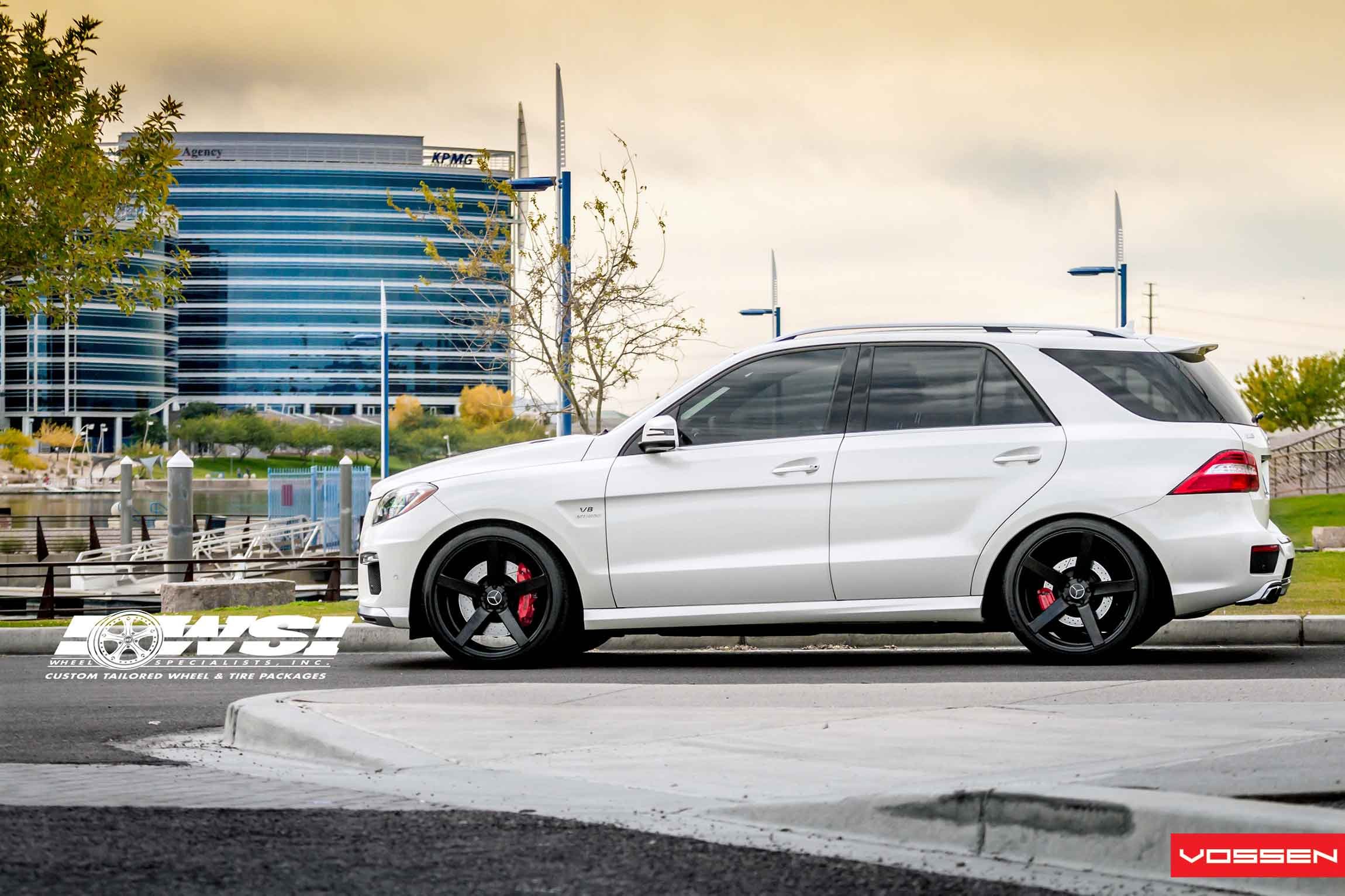 mercedes ml Wallpaper