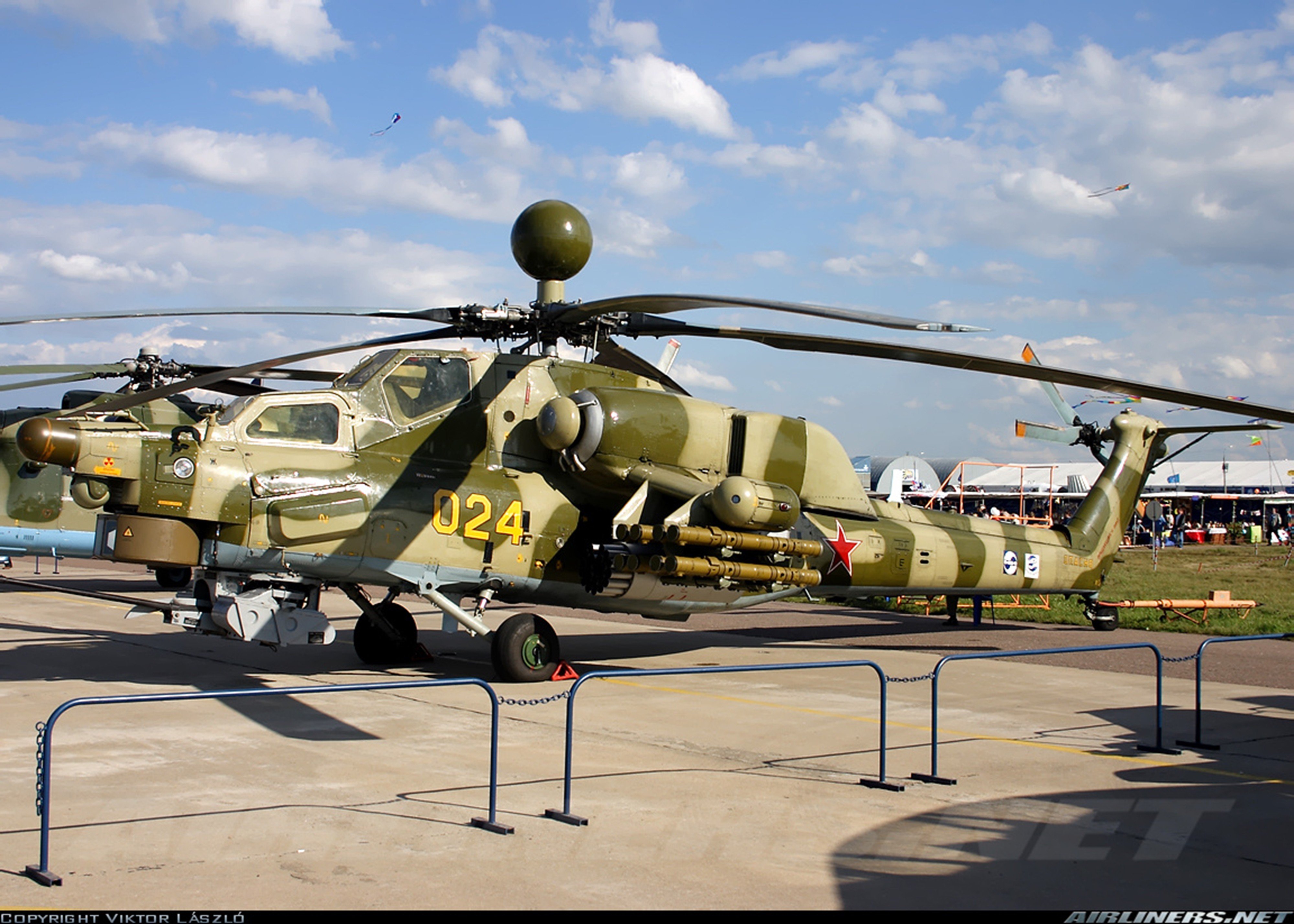 russian, Red, Star, Russia, Helicopter, Aircraft, Vehicle, Military, Army, Attack, Mil mi Wallpaper