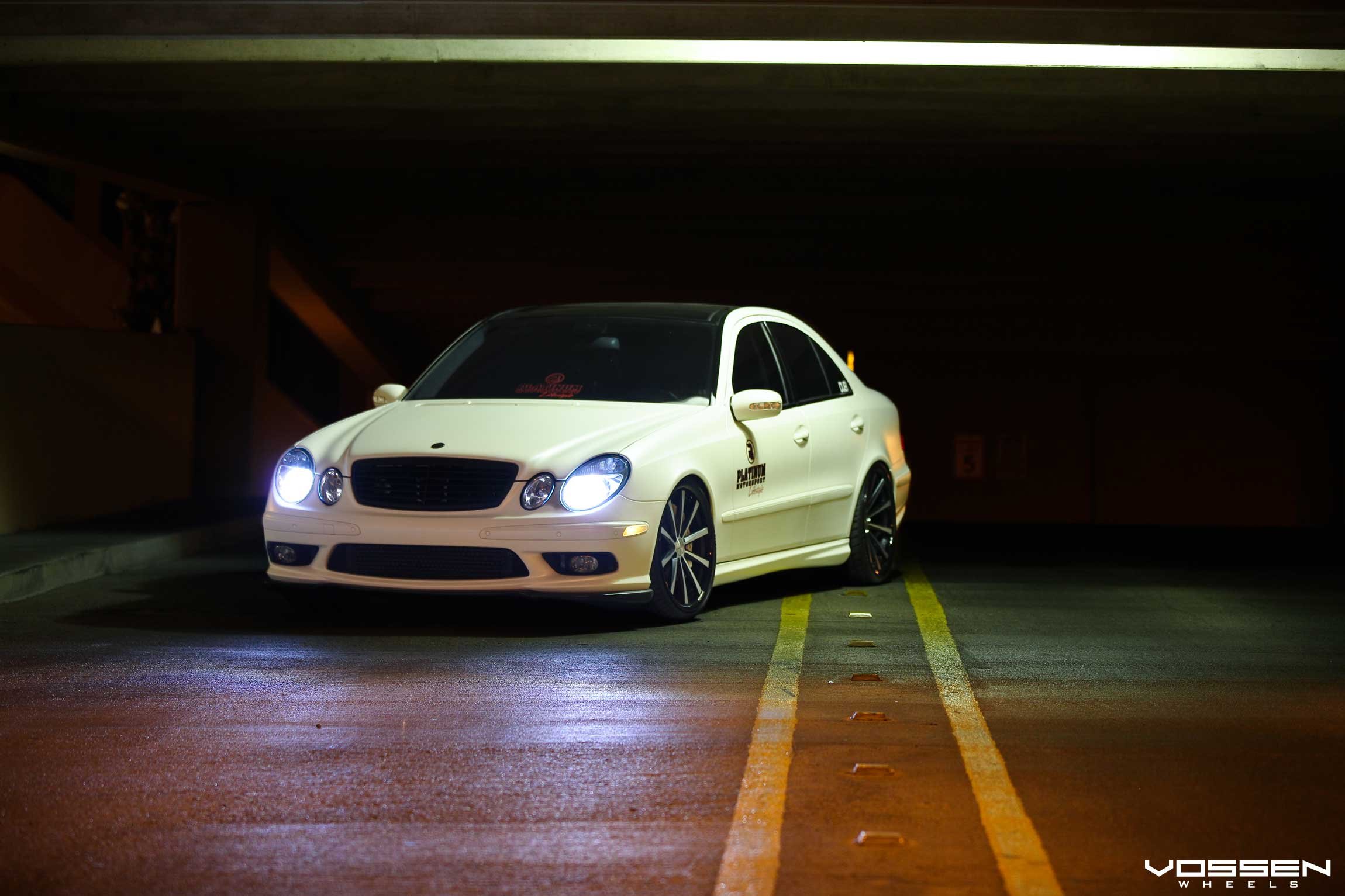 mercedes , E class Wallpaper