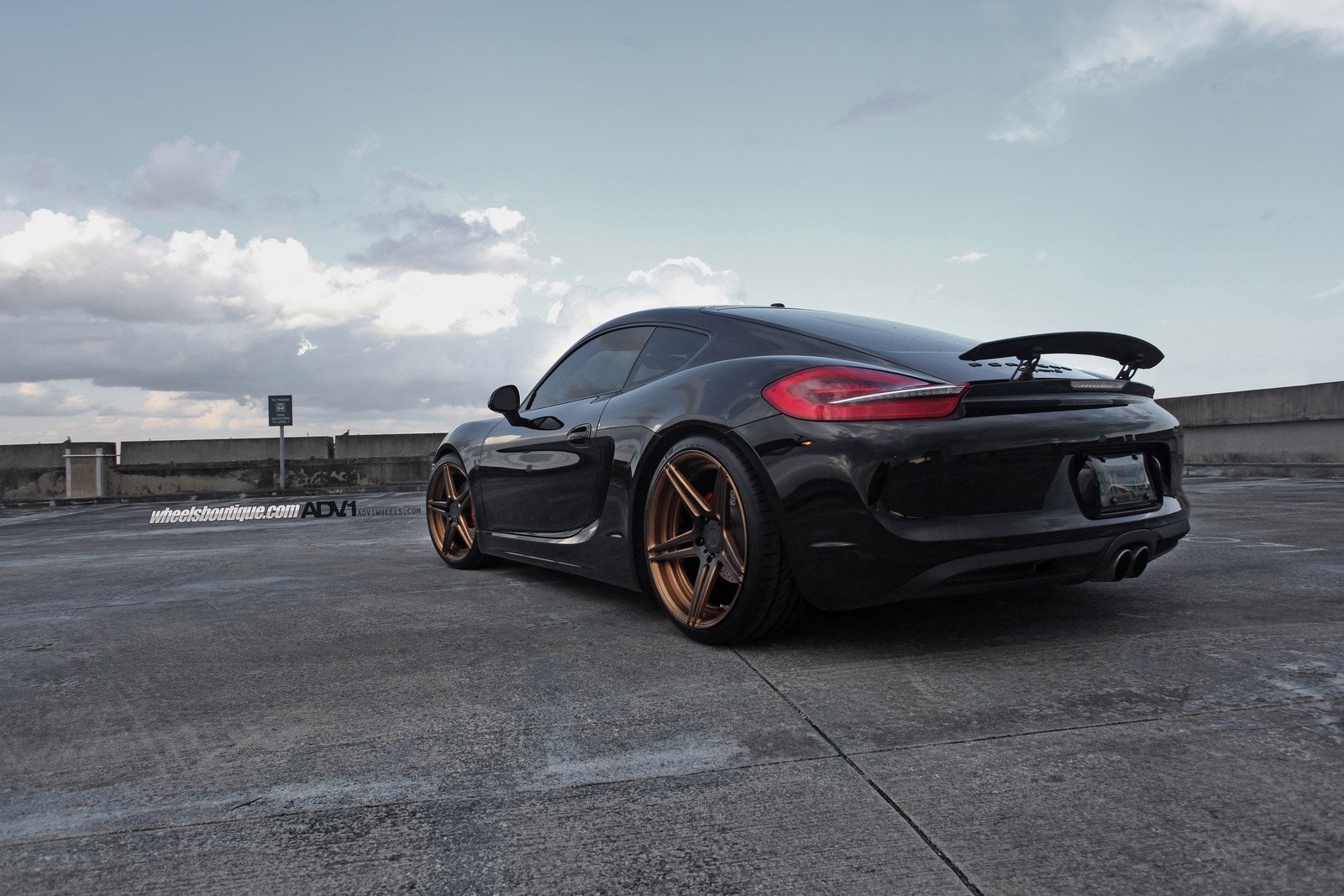 porsche cayman Wallpaper