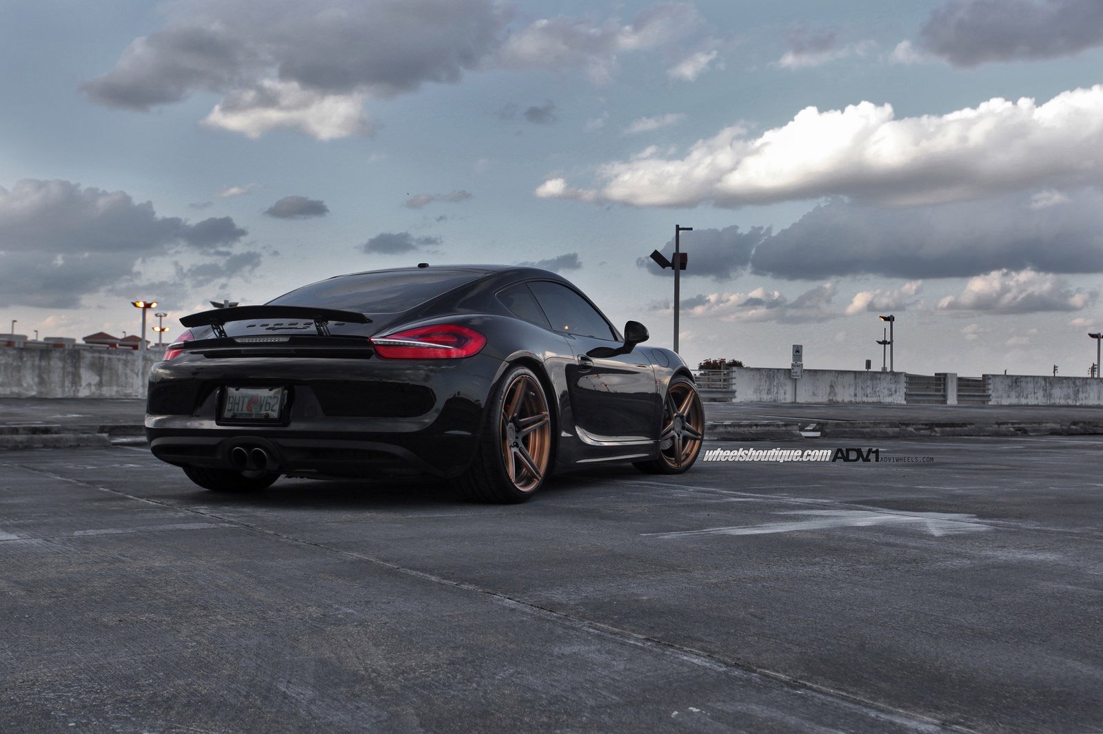 porsche cayman Wallpaper