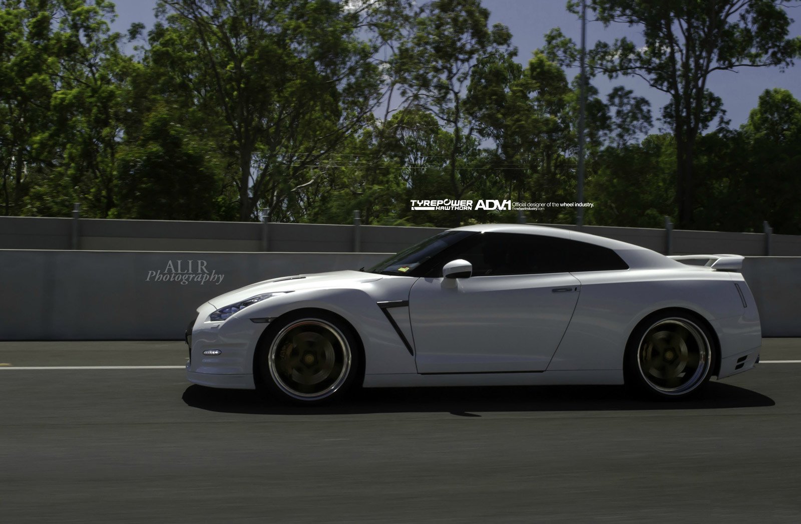 nissan gtr Wallpaper