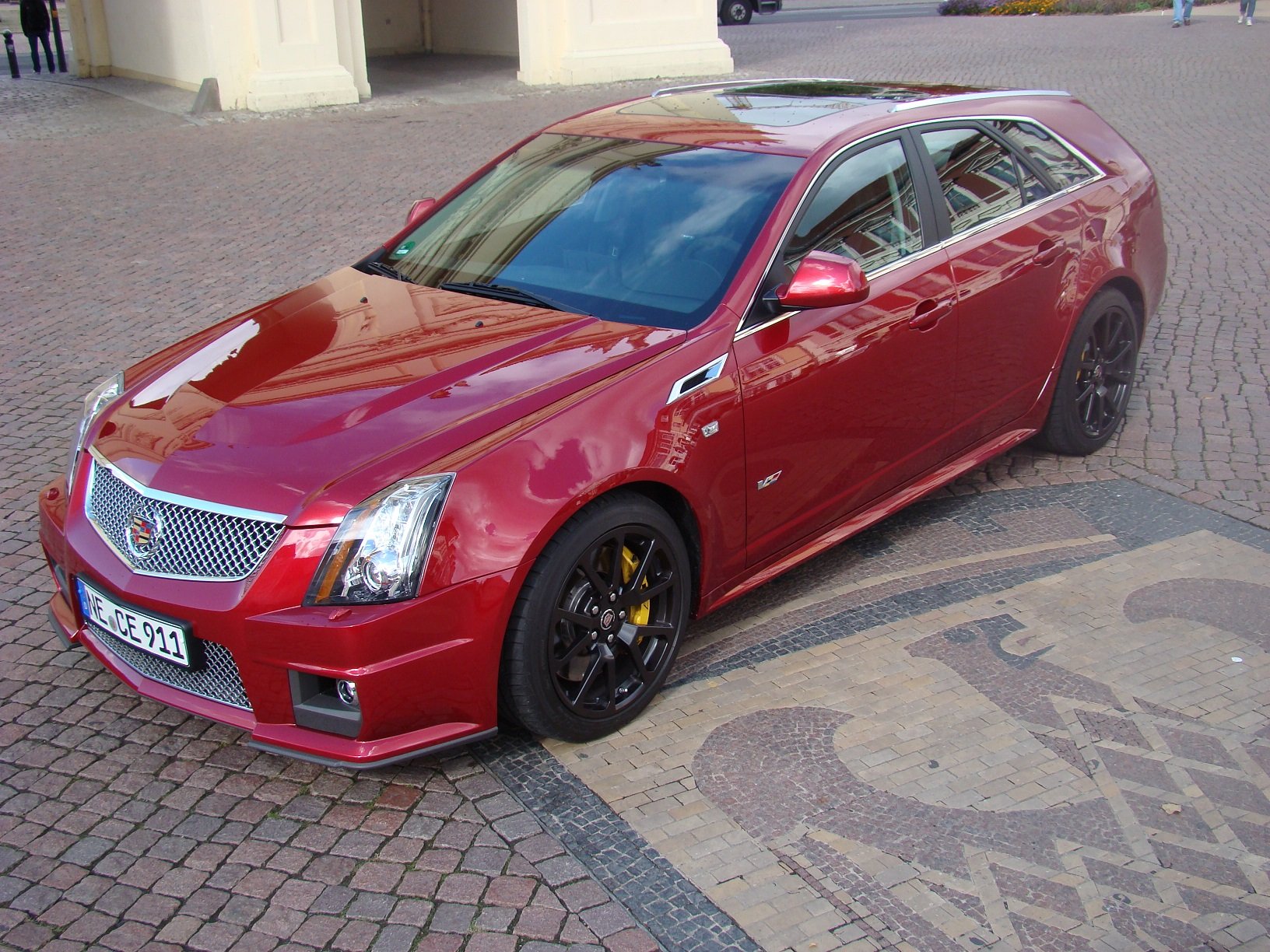 2011 cadillac cts v wagon Wallpaper
