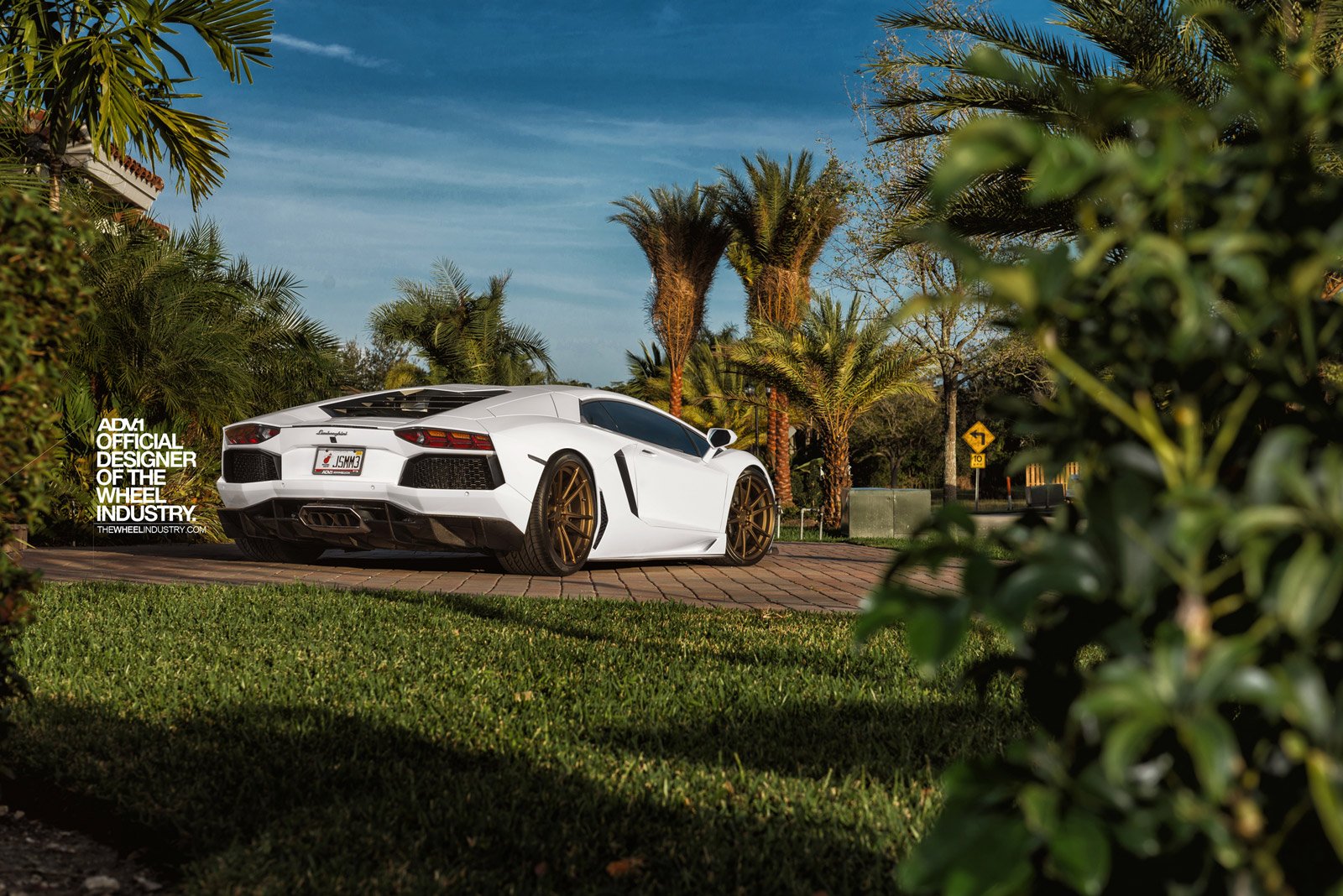 lamborghini aventador Wallpaper