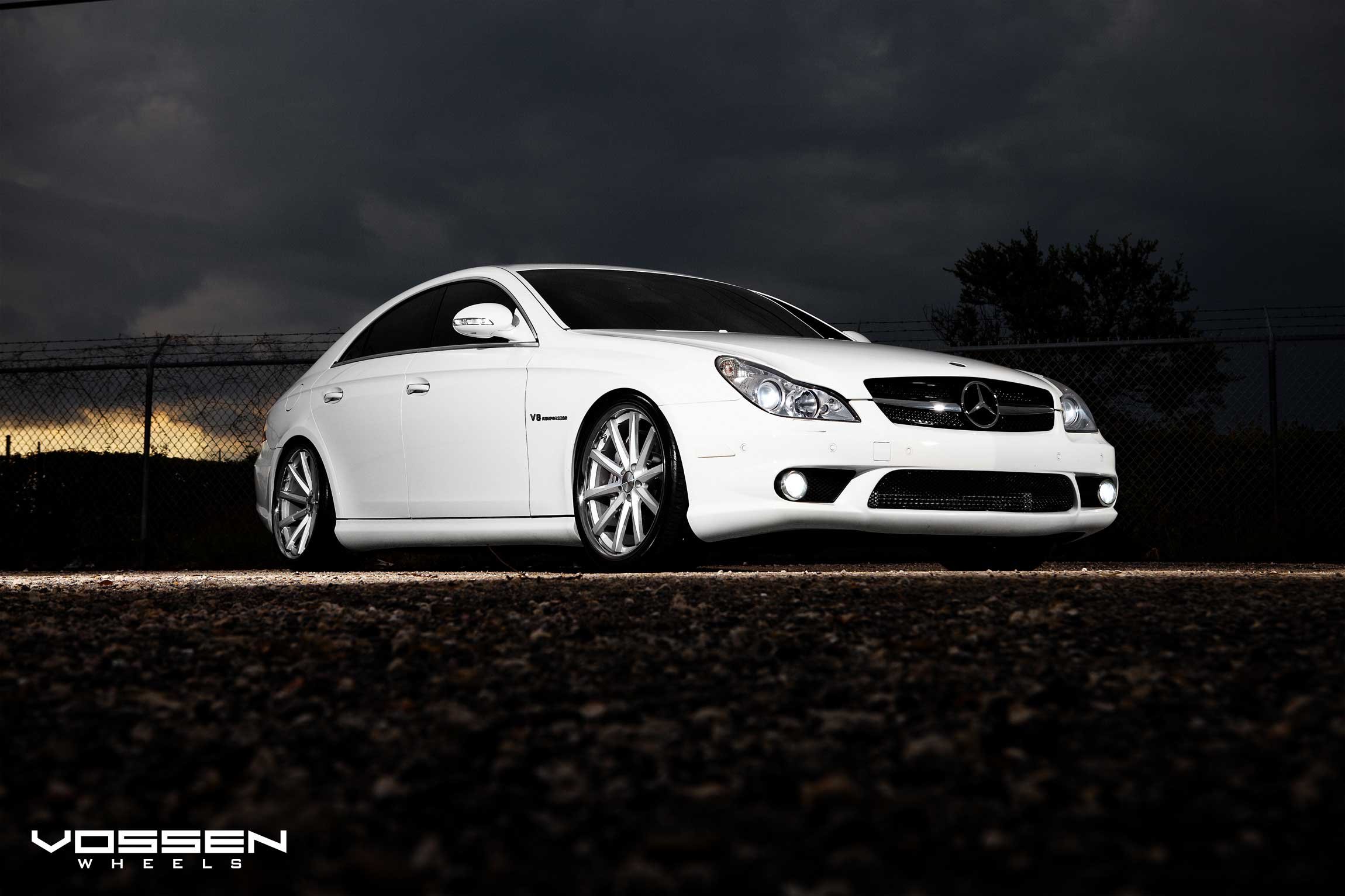 mercedes cls Wallpaper