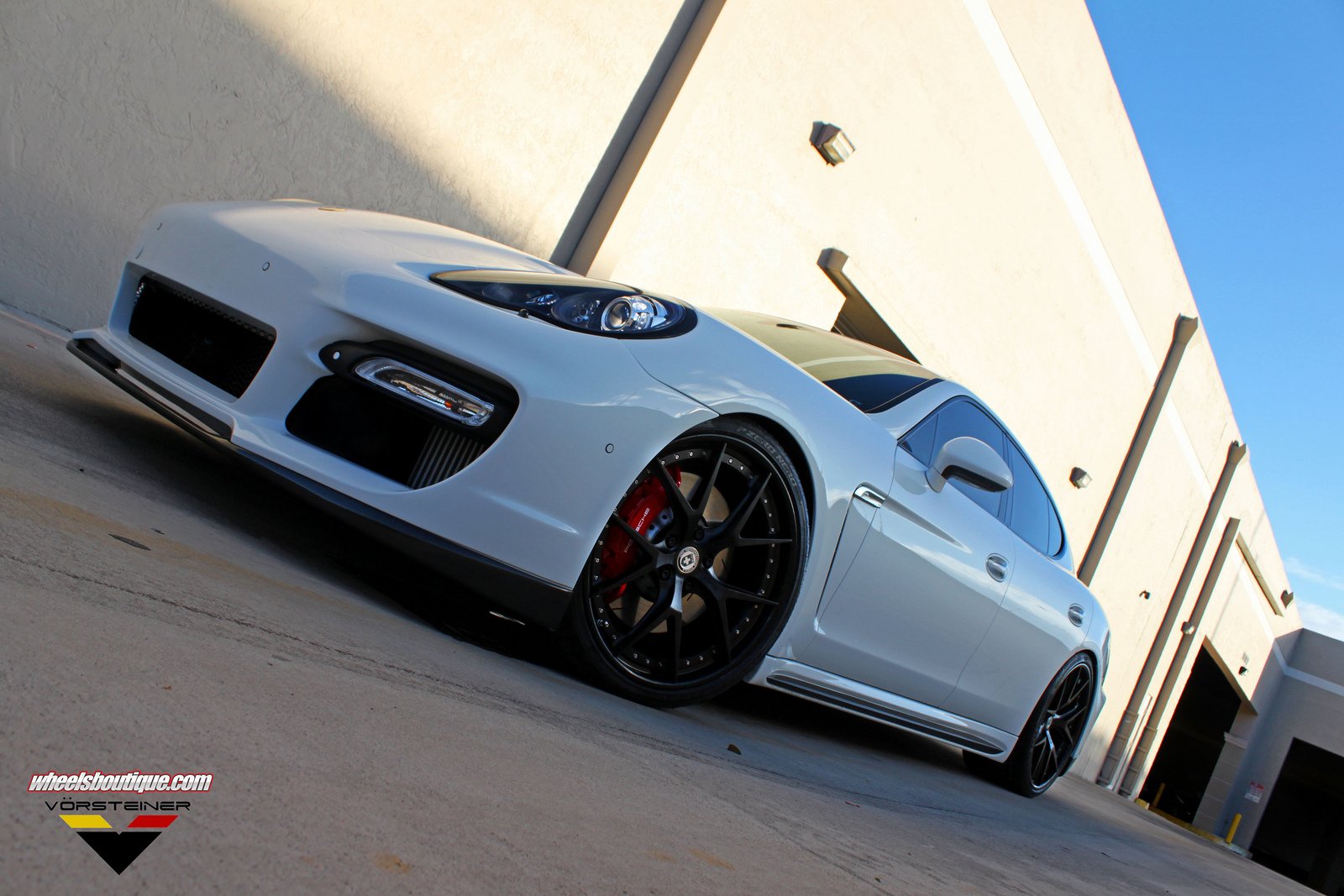 porsche panamera Wallpaper