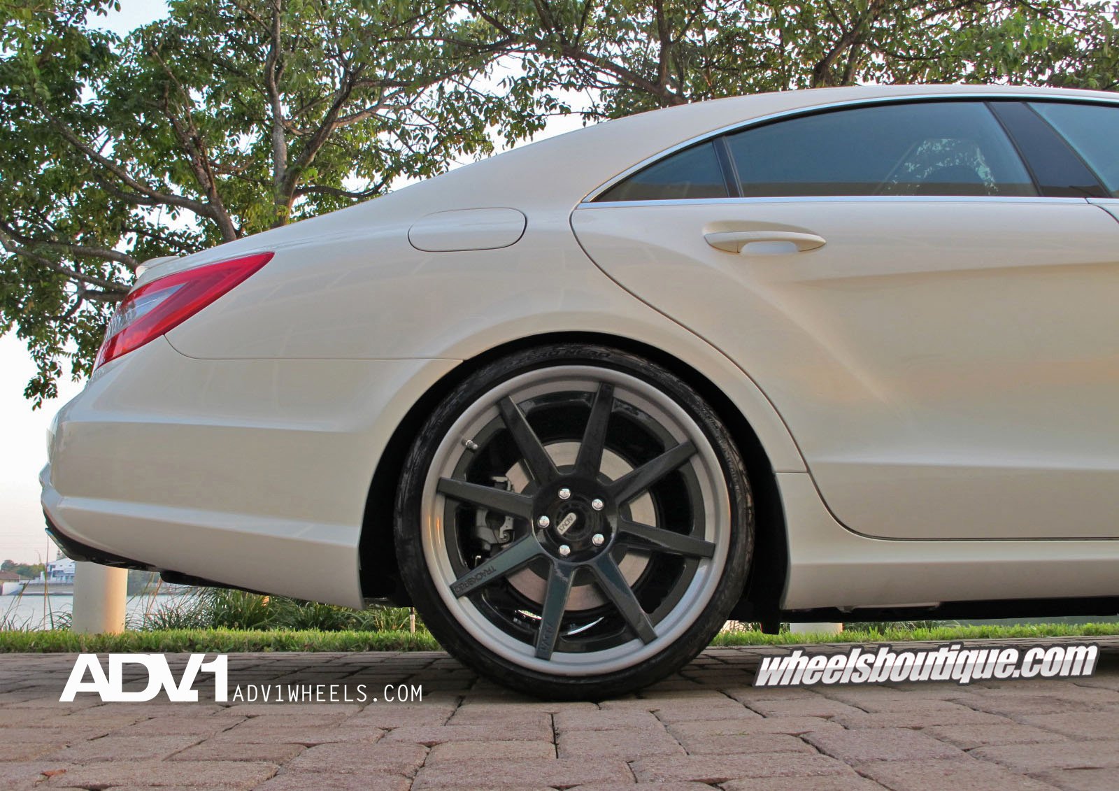 mercedes cls Wallpaper