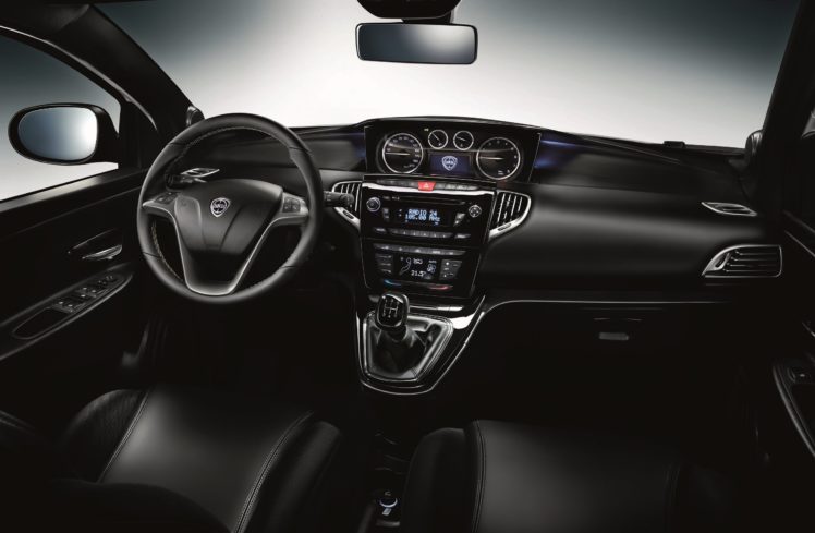 2011 lancia ypsilon HD Wallpaper Desktop Background