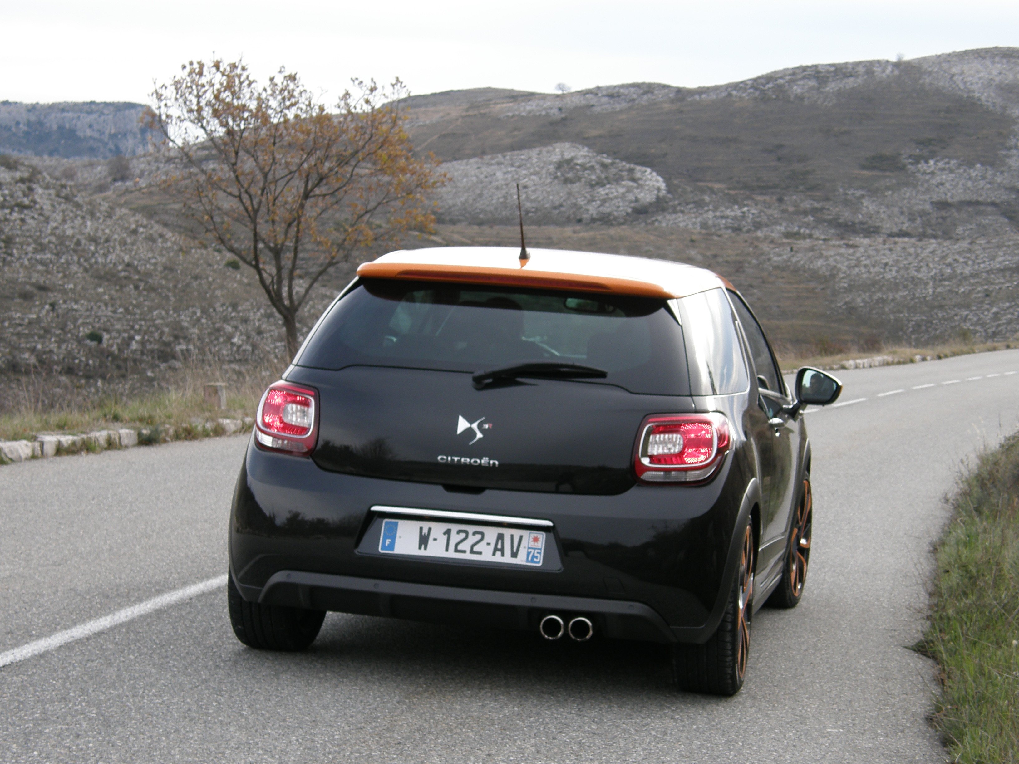 2010 citroen ds3 racing Wallpaper