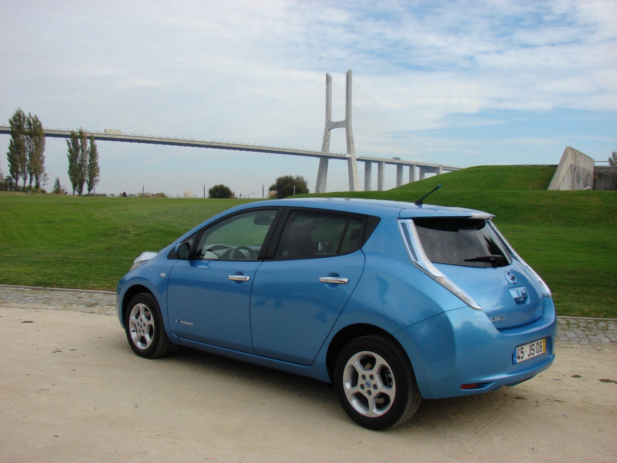 Nissan Leaf 2010