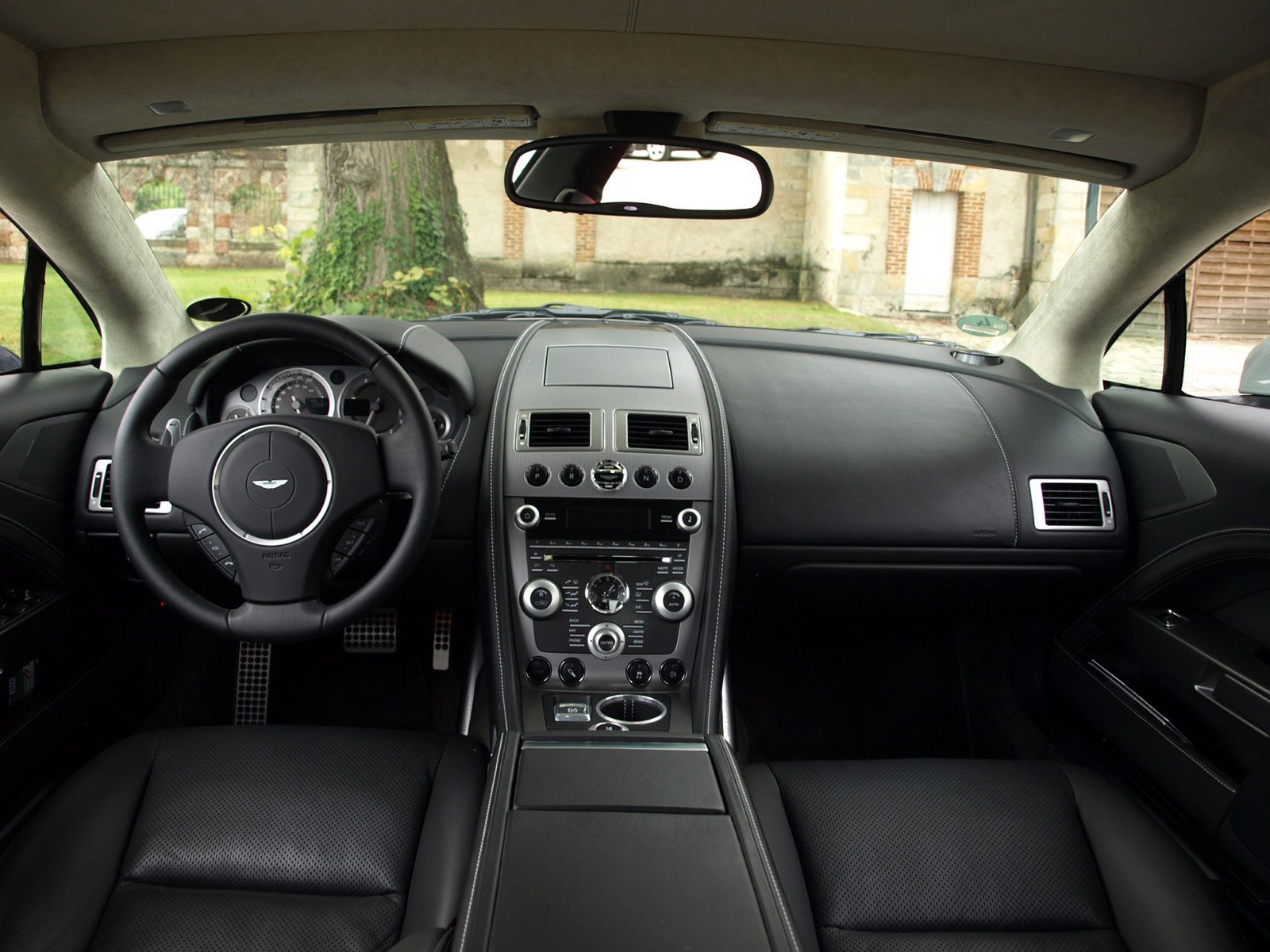 2010 aston martin rapide Wallpaper