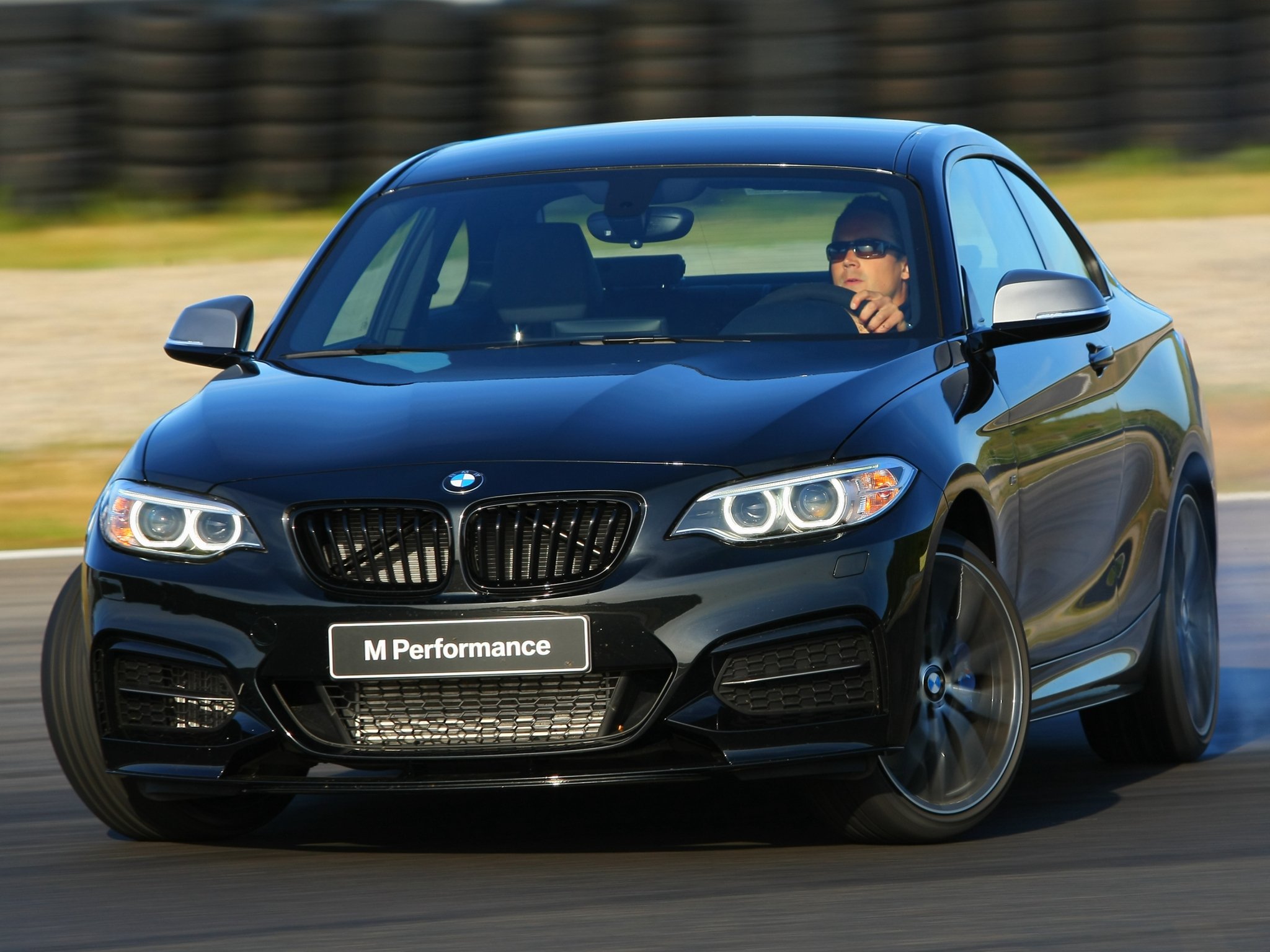 2014 Bmw M235i Coupe Track Edition F22 De Wallpapers Hd Desktop And Mobile Backgrounds