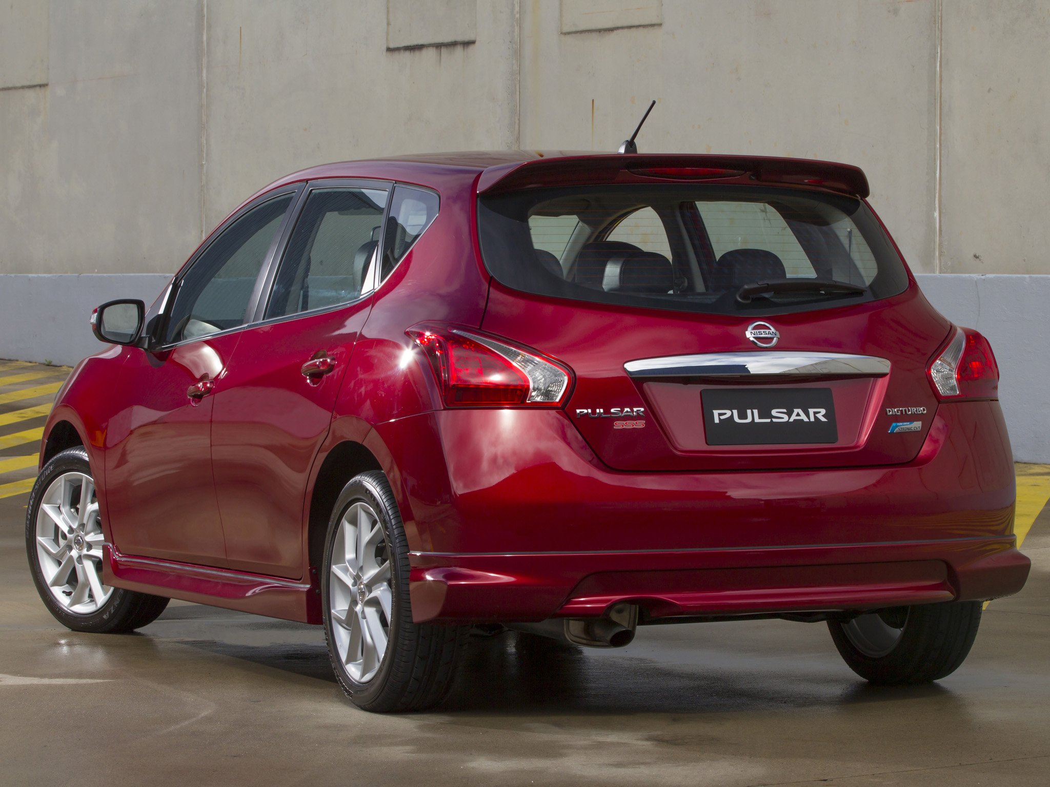 nissan pulsar sss 2013 Wallpaper