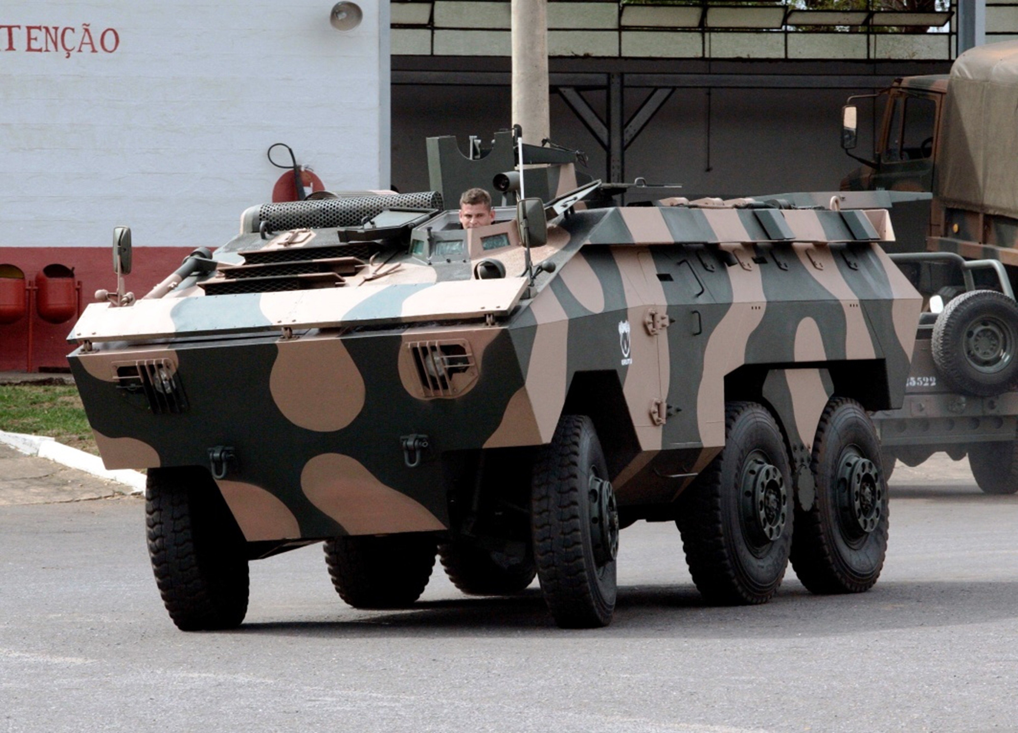 ee 11, Urutu, Vehicle, Military, Army, Combat, Armored, Brazil, 4000x3000,  2 Wallpaper