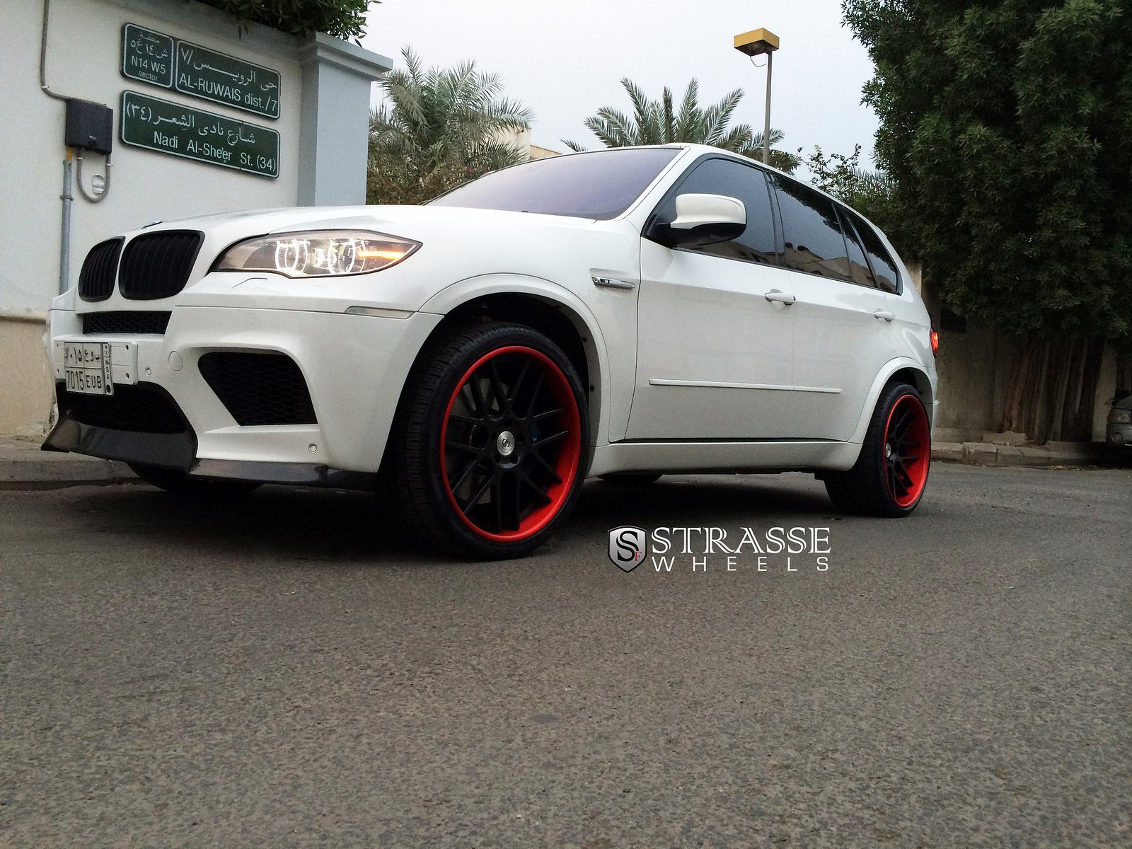 bmw, X5m, Suv, Strasse, Wheels, Tuning, White Wallpaper