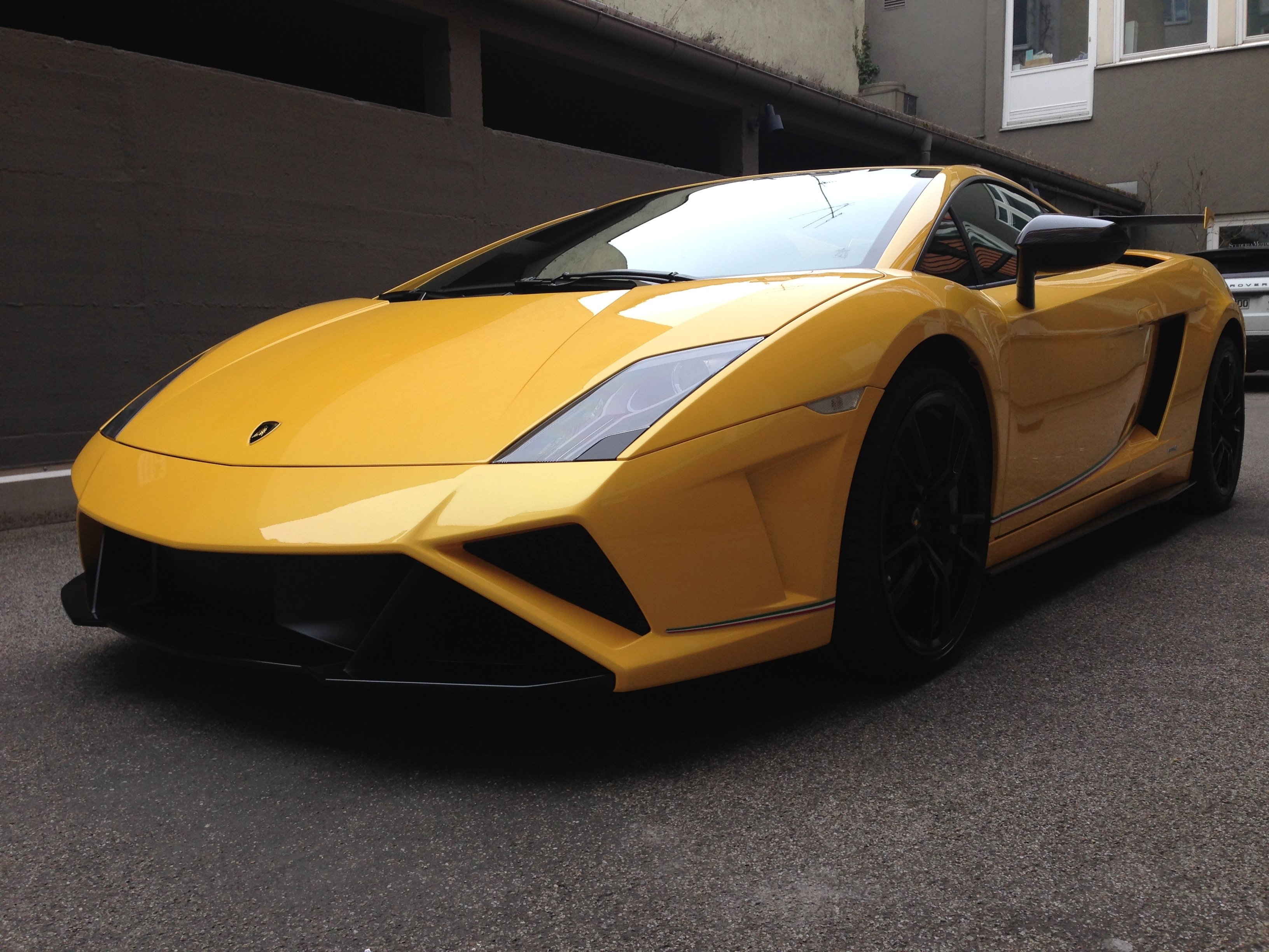 2013, Lamborghini, Gallardo, Lp, 570 4, Squadra, Corse, Italian, Dreamcar, Supercar, Exotic, Jaune, Yellow, Giallo Wallpaper