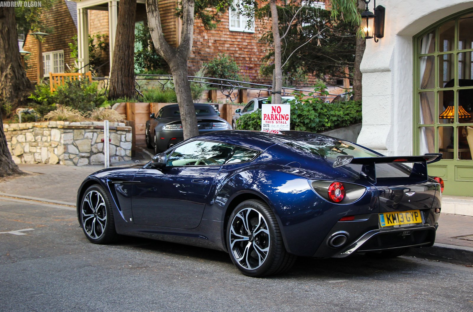 Aston Martin Vantage v12 Zagato