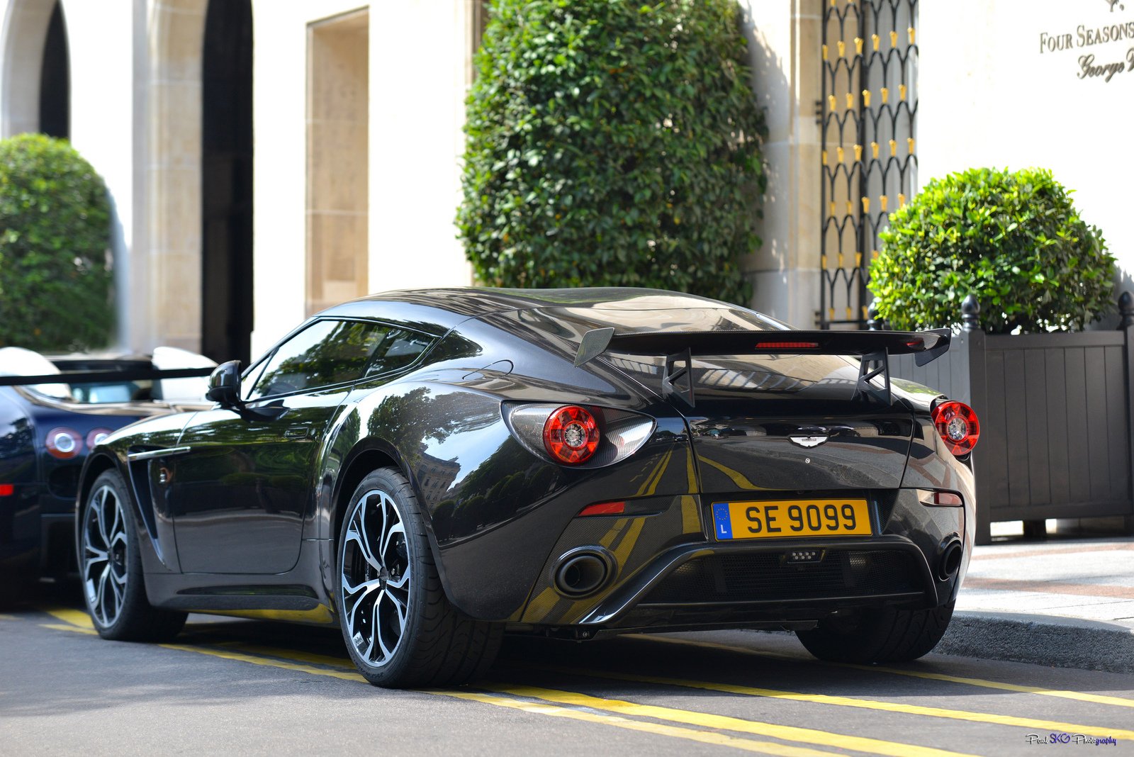 Aston Martin Vantage v12 Zagato