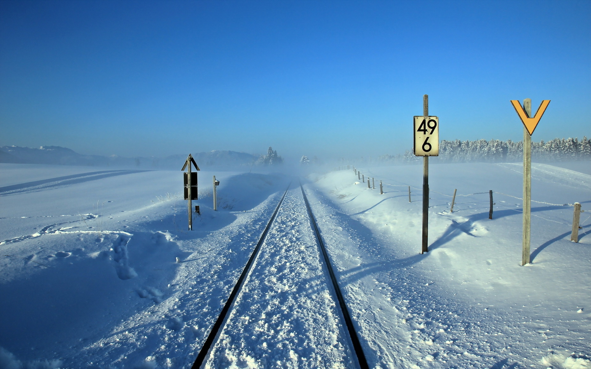 winter, Snow, Nature, Landscapes, Railroad, Traintracks, Sign, Sky, Fog Wallpaper