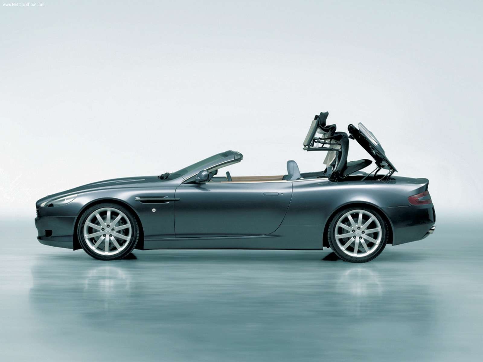 aston, Martin, Db9, Volante, Convertible, 2004 Wallpaper