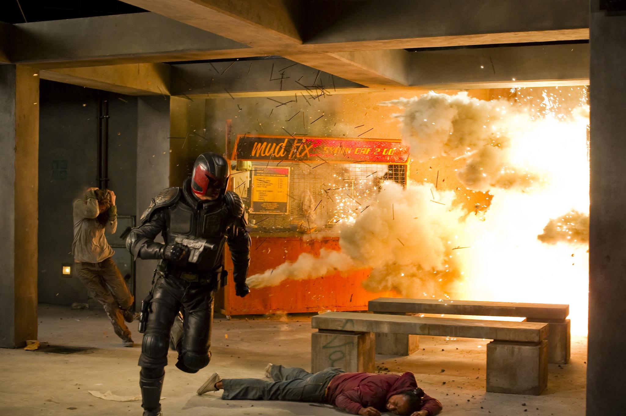 Dredd Movies Action Wallpapers Hd Desktop And Mobile
