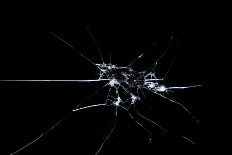 Cracked Screen wallpaper HD Free Download App for iPhone  STEPrimocom